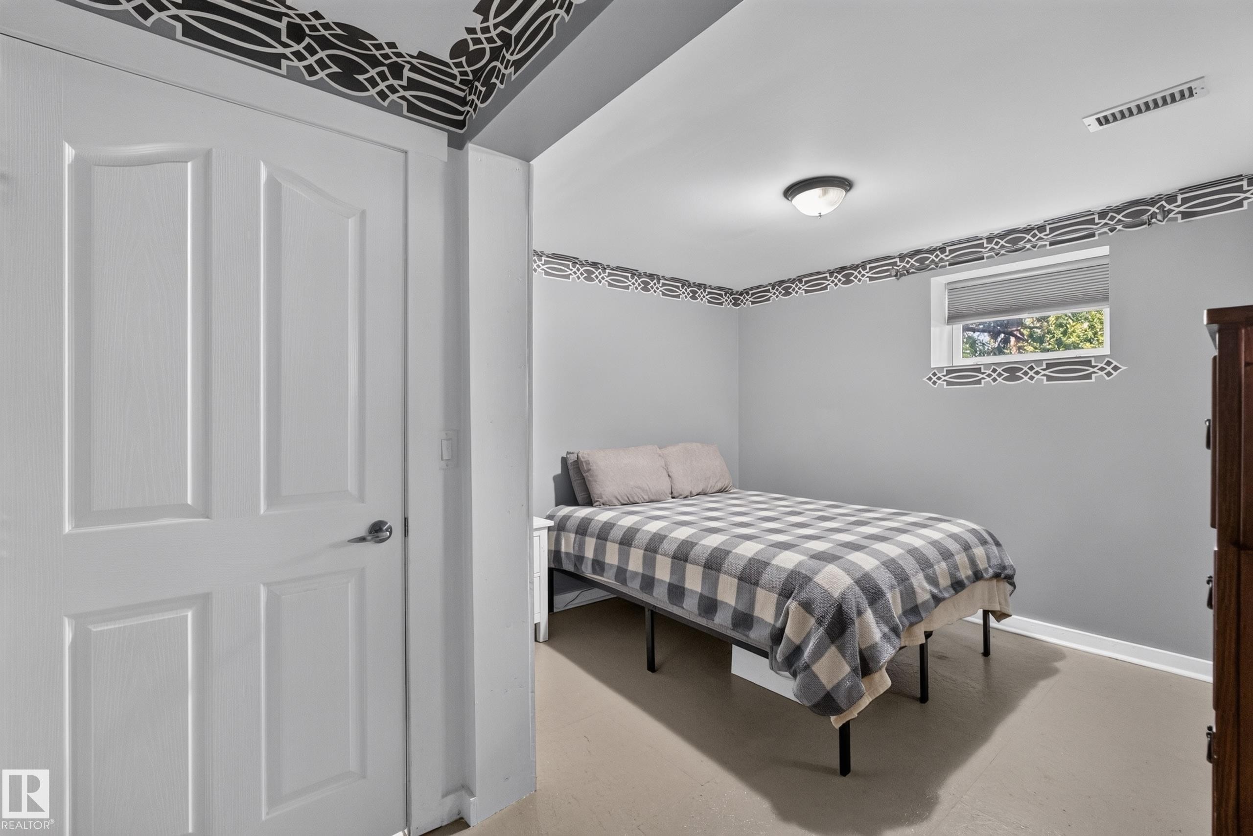 50120 Rge Rd 270, Rural Leduc County, AB - Indoor