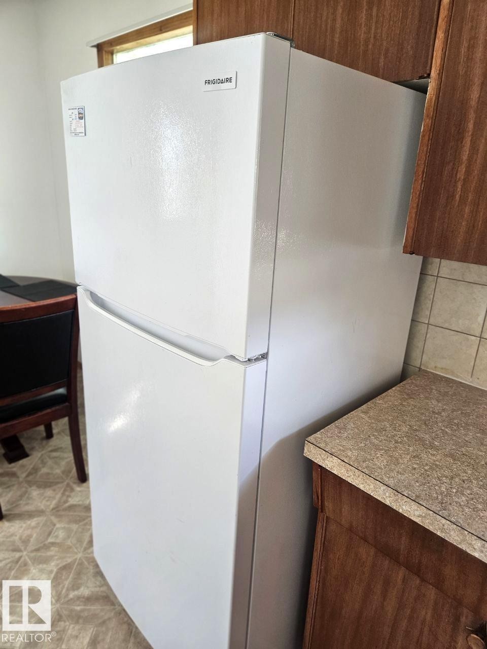 5024 50 Street, Andrew, AB - Indoor