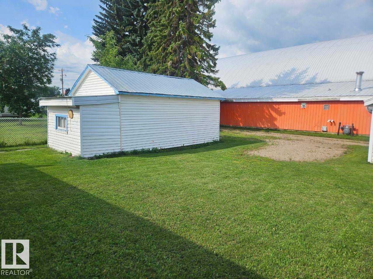 5024 50 Street, Andrew, AB - Outdoor