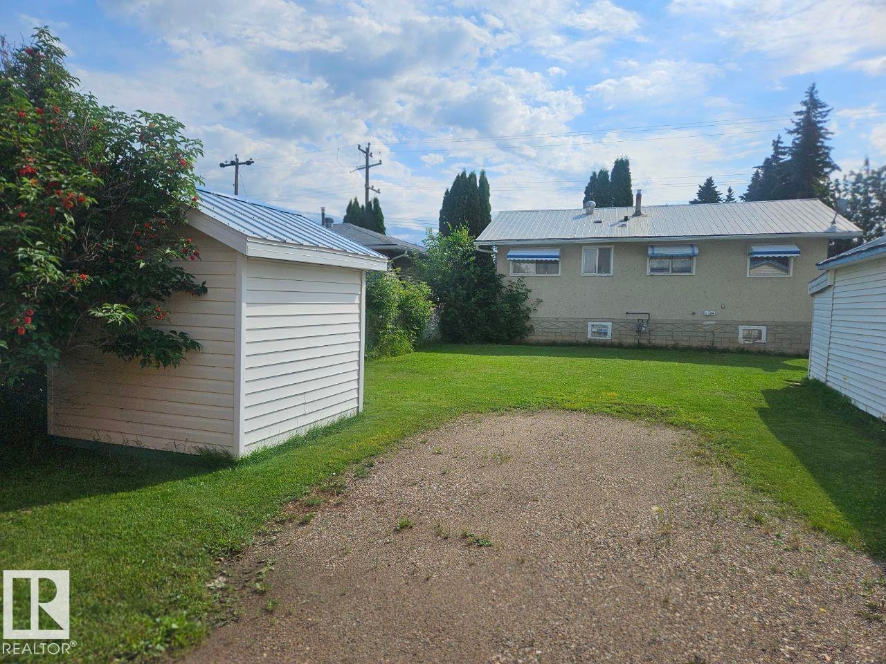 5024 50 Street, Andrew, AB - Outdoor