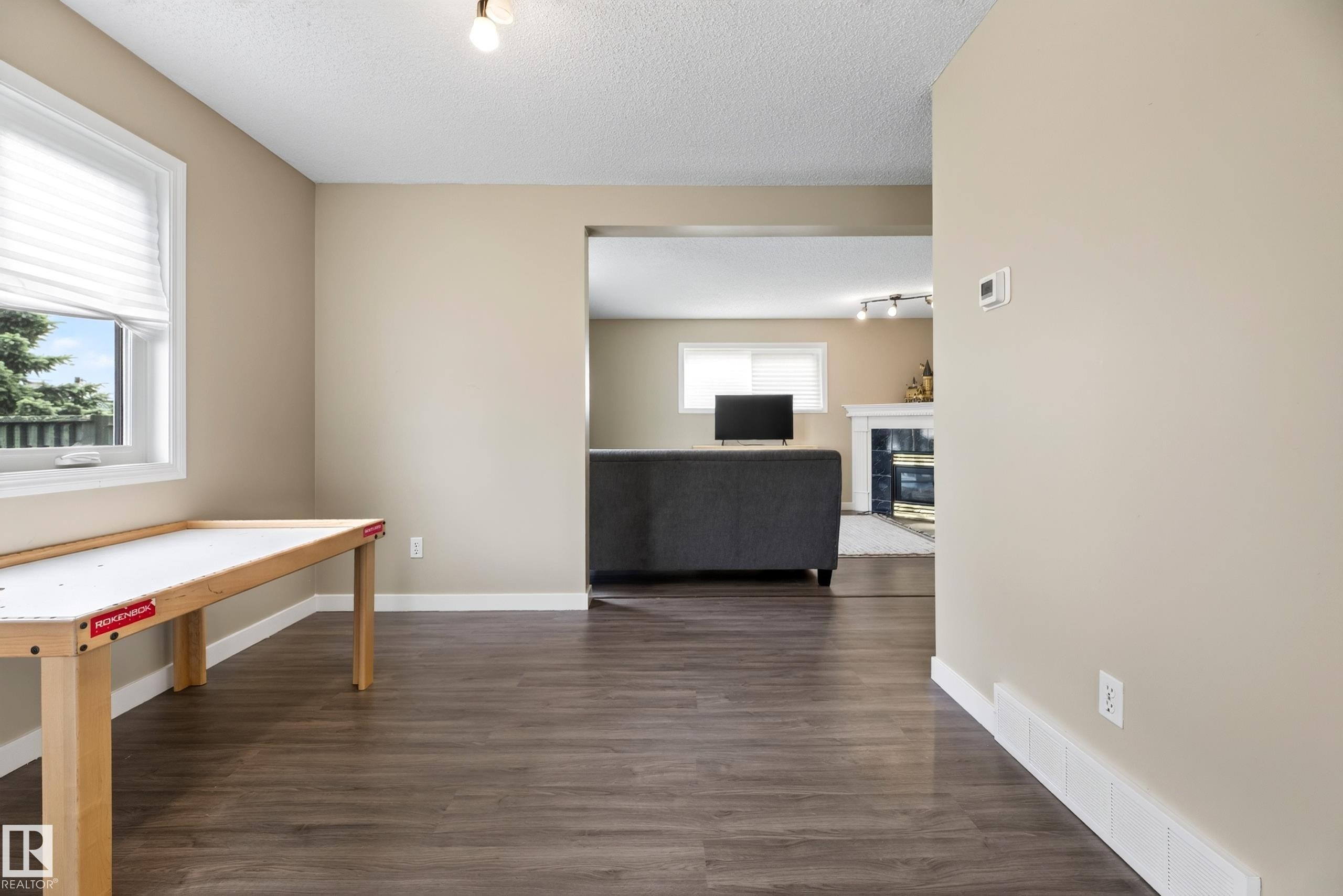 1906 65 Street Nw, Edmonton, AB - Indoor Photo Showing Other Room