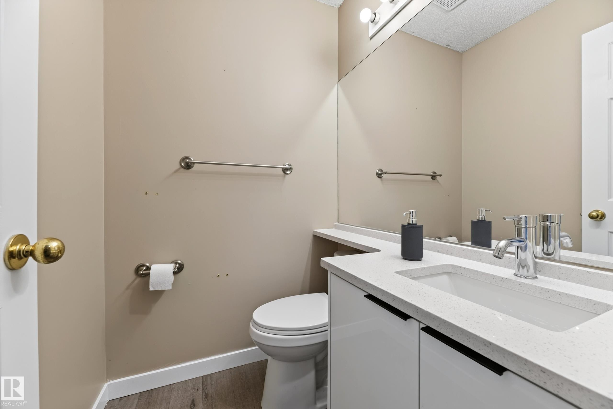 1906 65 Street Nw, Edmonton, AB - Indoor Photo Showing Bathroom