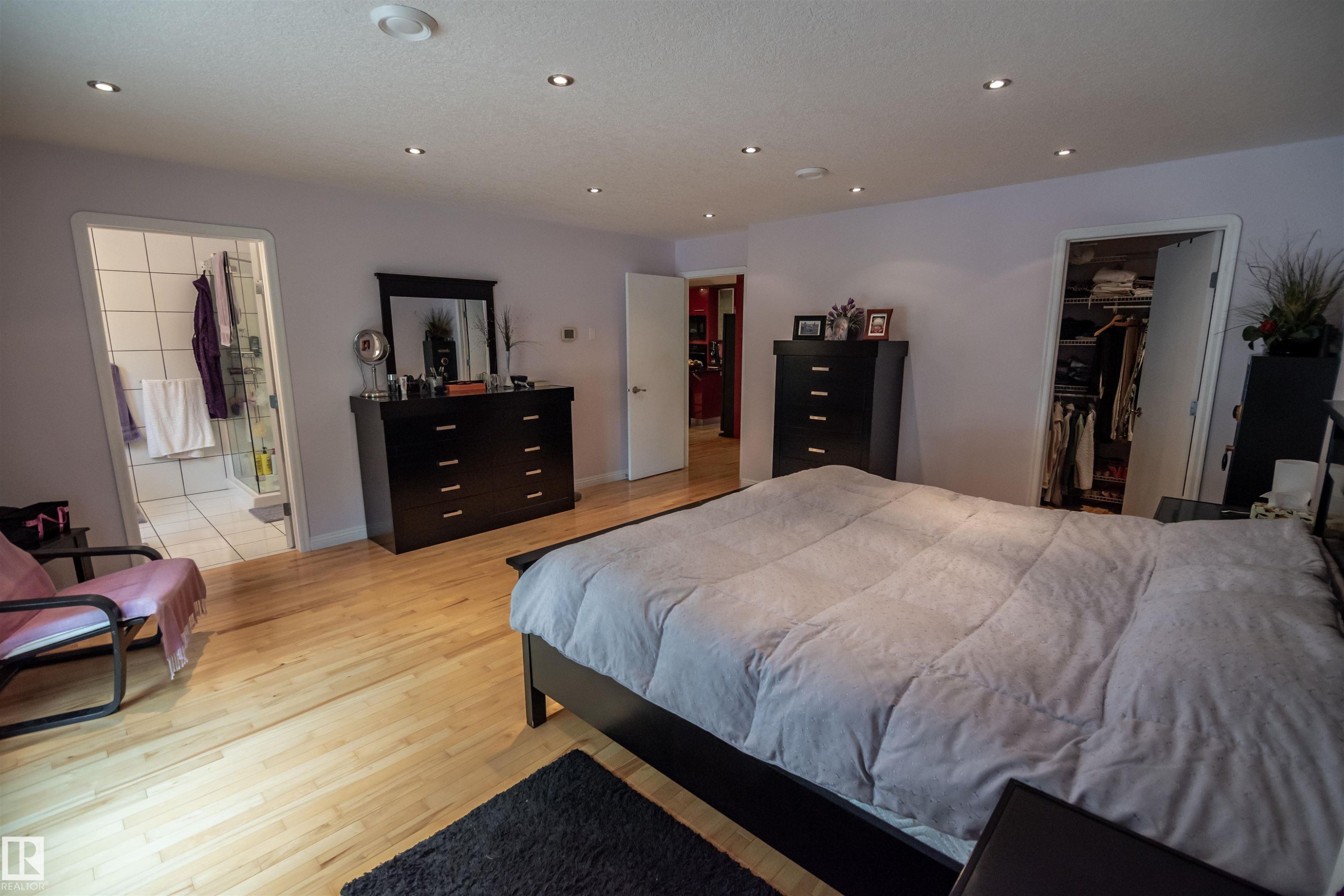 5631 49 Street, Rural Lac Ste. Anne County, AB - Indoor Photo Showing Bedroom