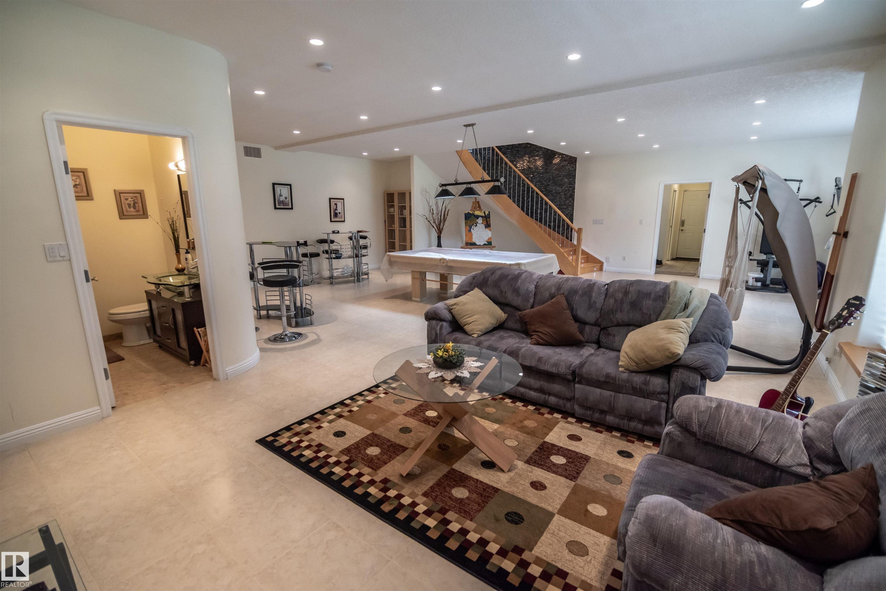 5631 49 Street, Rural Lac Ste. Anne County, AB - Indoor