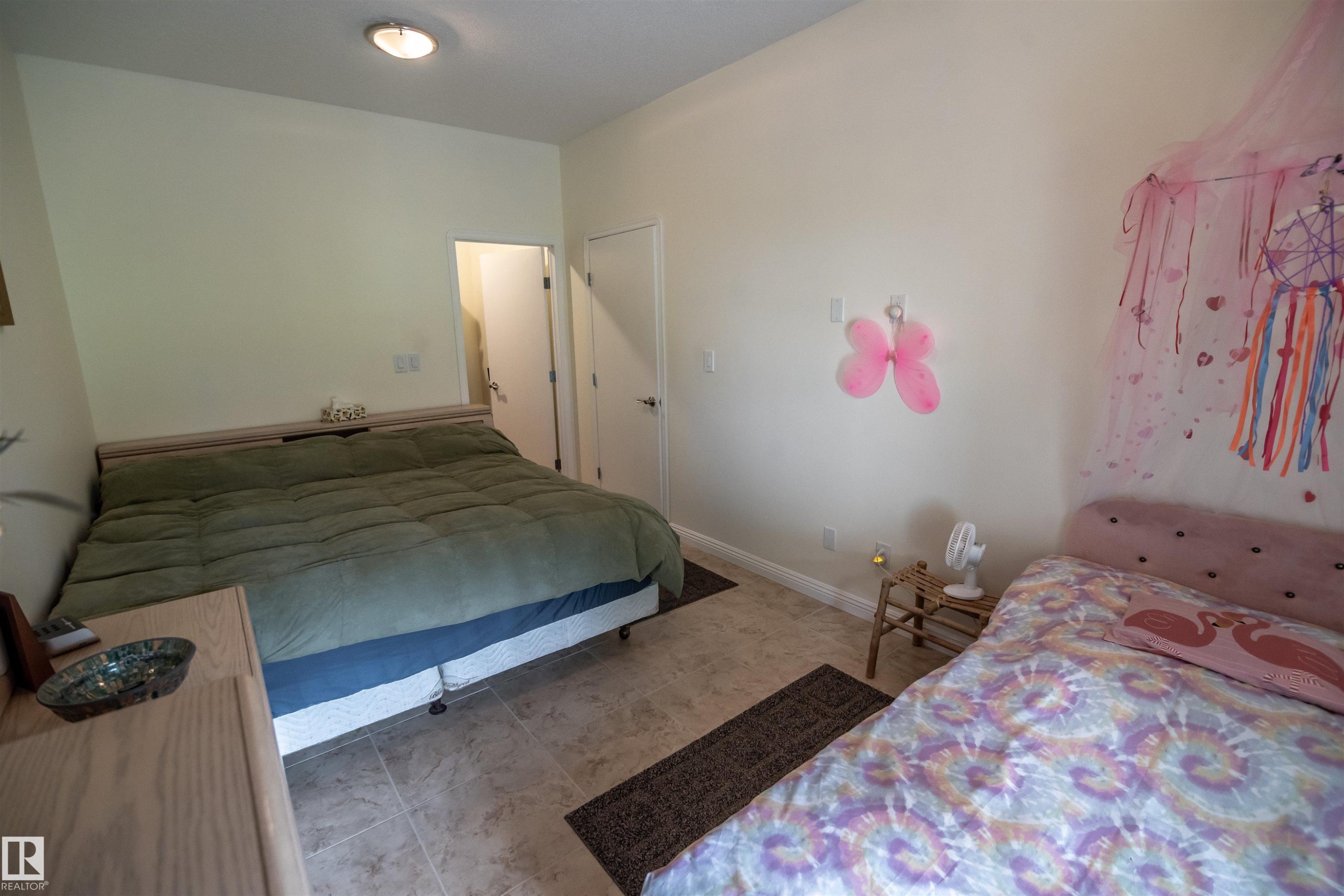5631 49 Street, Rural Lac Ste. Anne County, AB - Indoor Photo Showing Bedroom