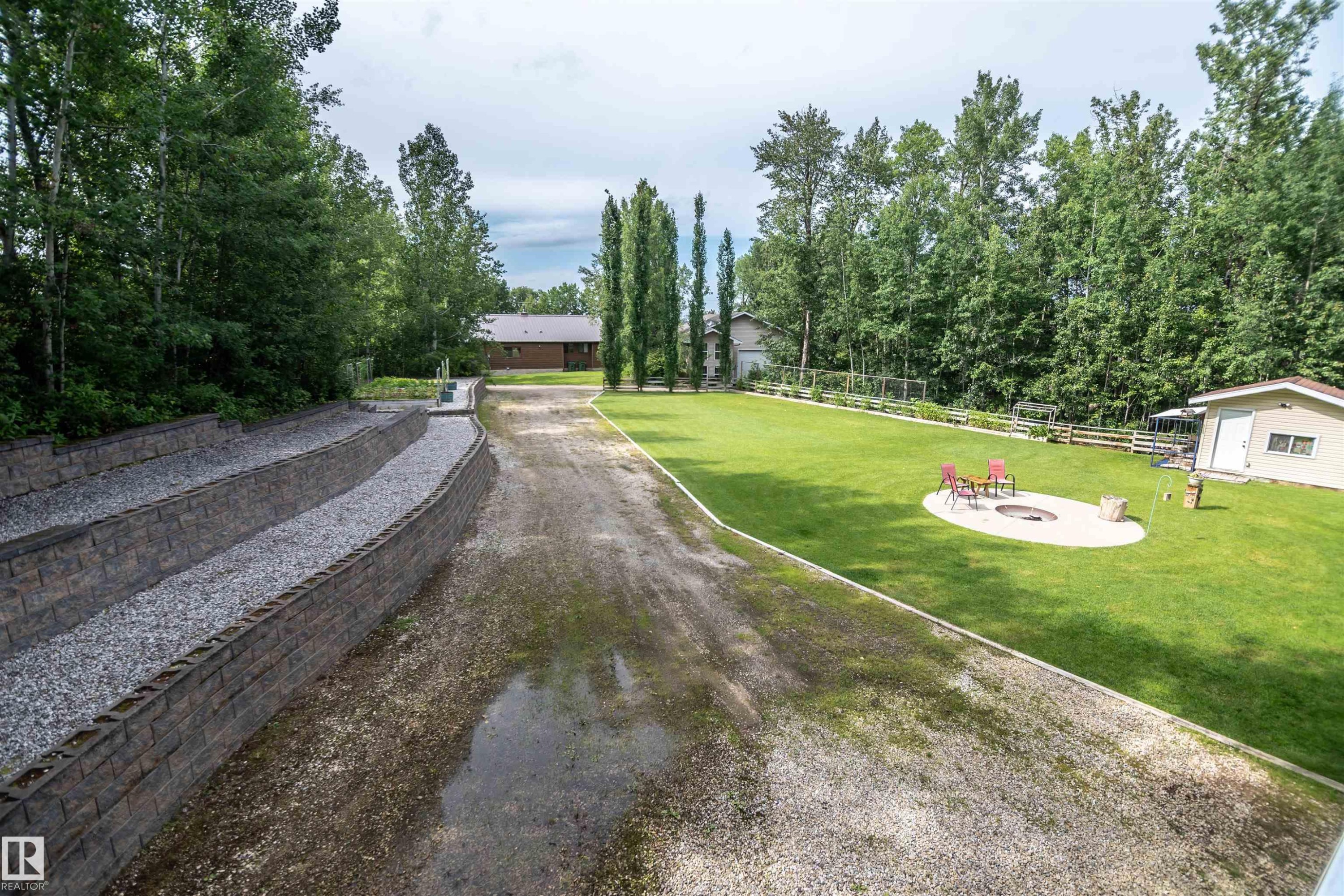 5631 49 Street, Rural Lac Ste. Anne County, AB - Outdoor