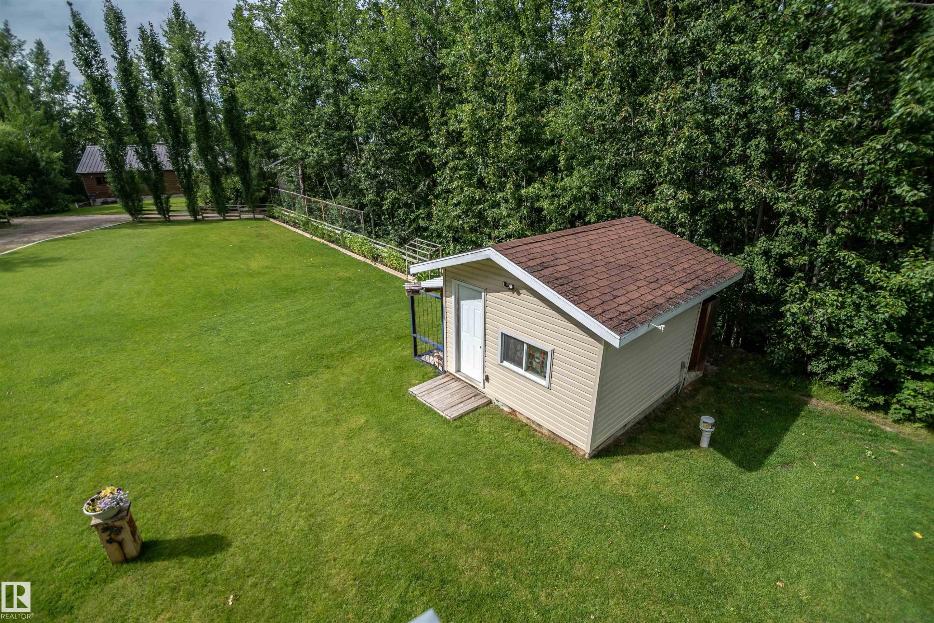 5631 49 Street, Rural Lac Ste. Anne County, AB - Outdoor