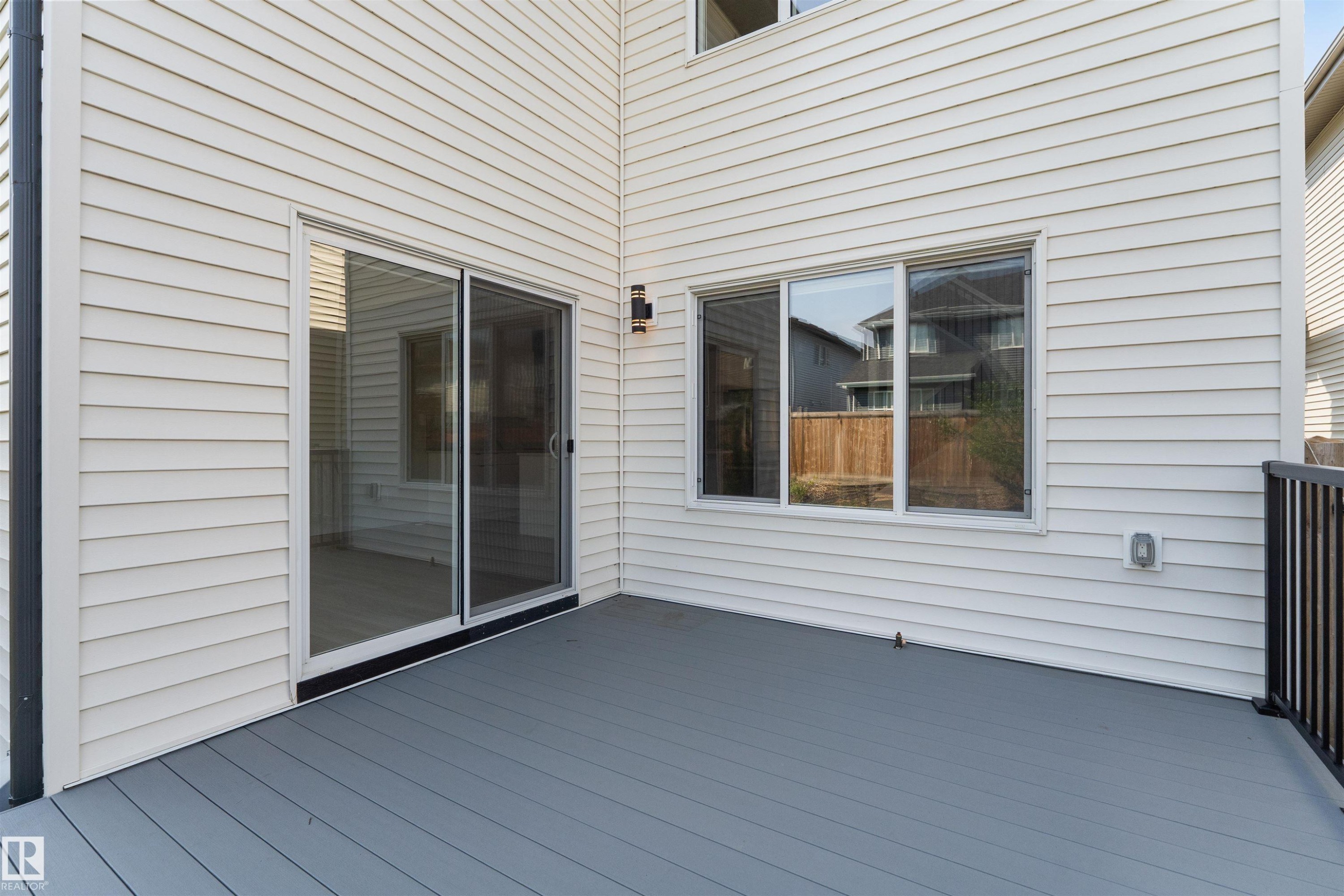 15632 16 Avenue Sw, Edmonton, AB - Outdoor With Exterior