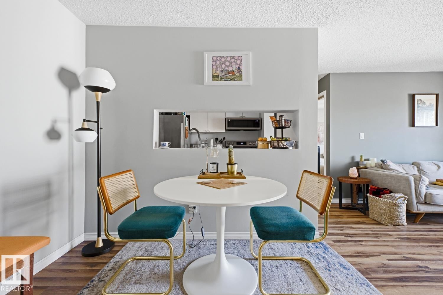#428 2520 50 St Nw, Edmonton, AB - Indoor Photo Showing Dining Room