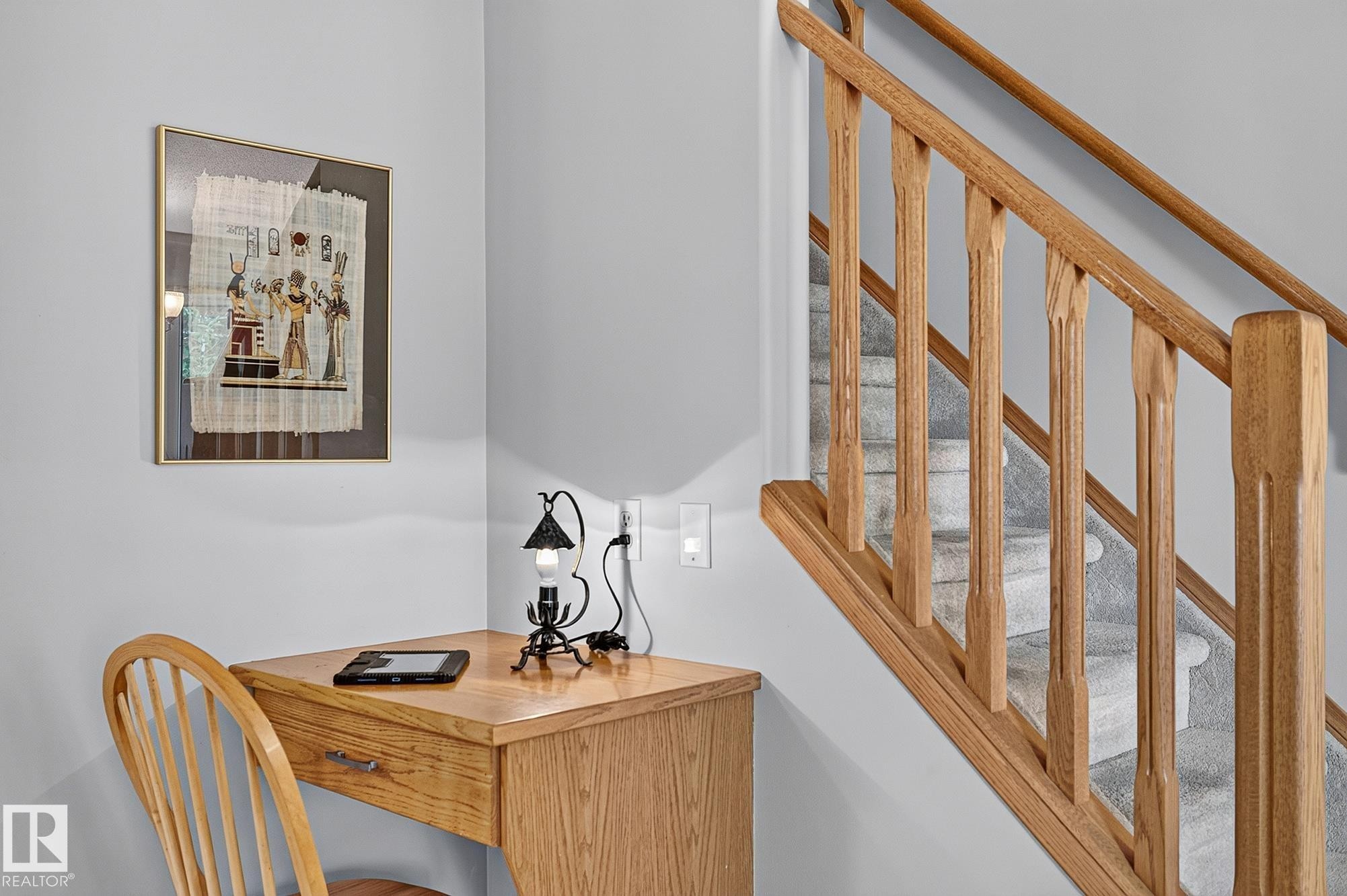 Staircase featuring wood railings and carpeted treads - 385 Meadowview Terrace, Sherwood Park, AB - Indoor Photo Showing Other Room