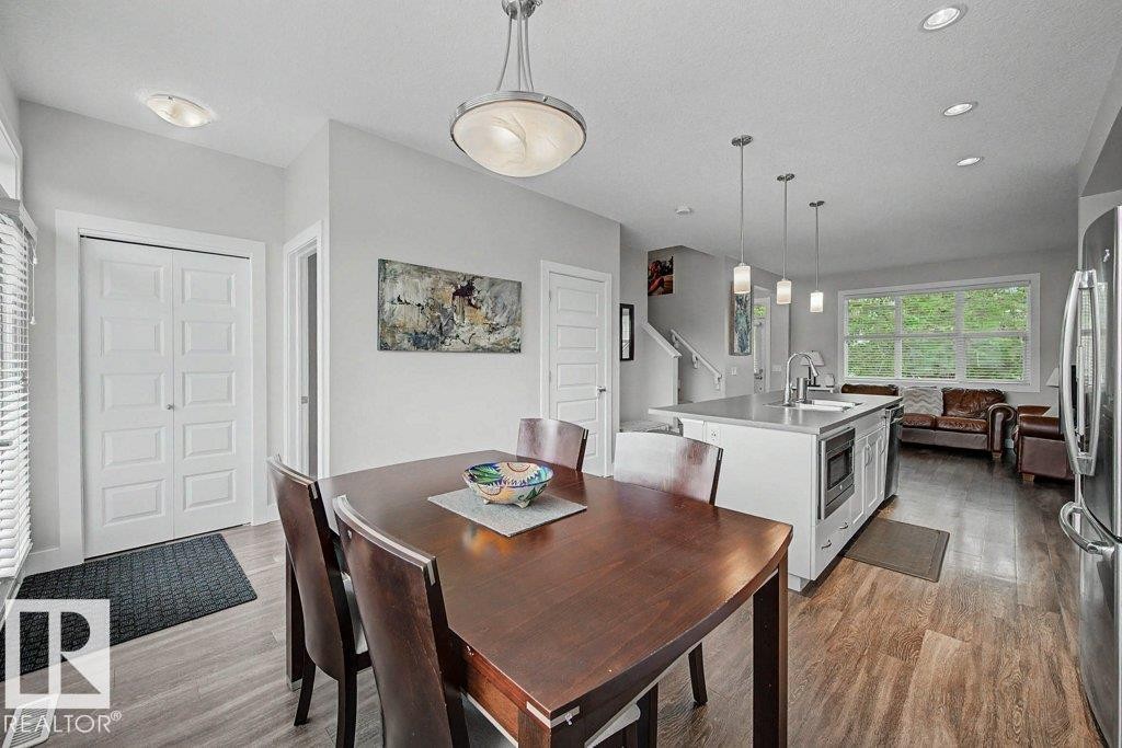 1303 162 Street Sw, Edmonton, AB - Indoor Photo Showing Dining Room