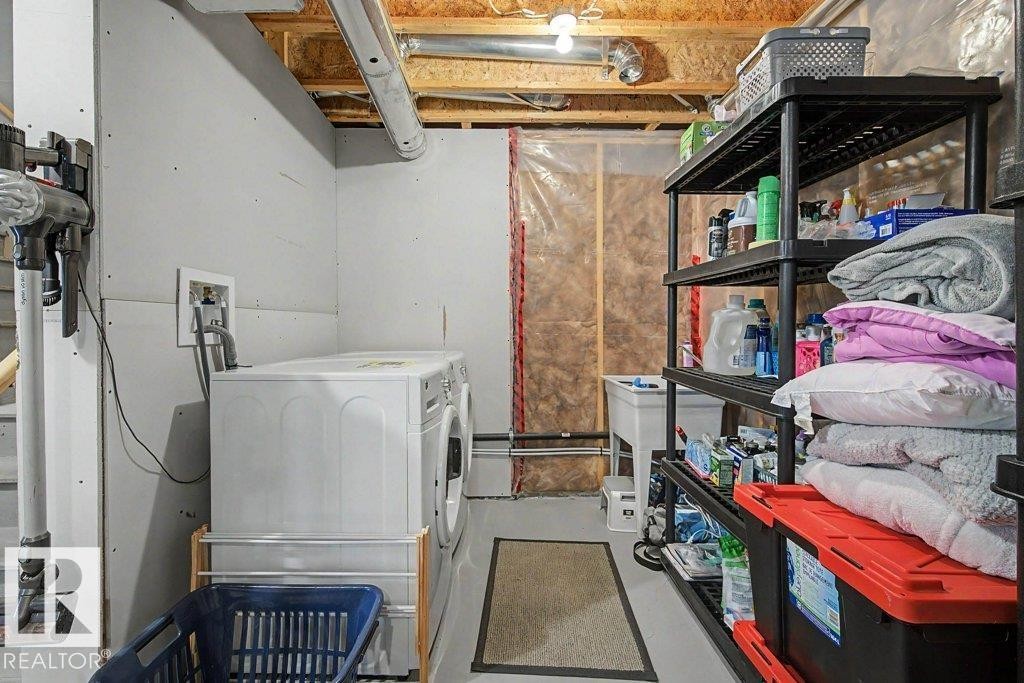1303 162 Street Sw, Edmonton, AB - Indoor