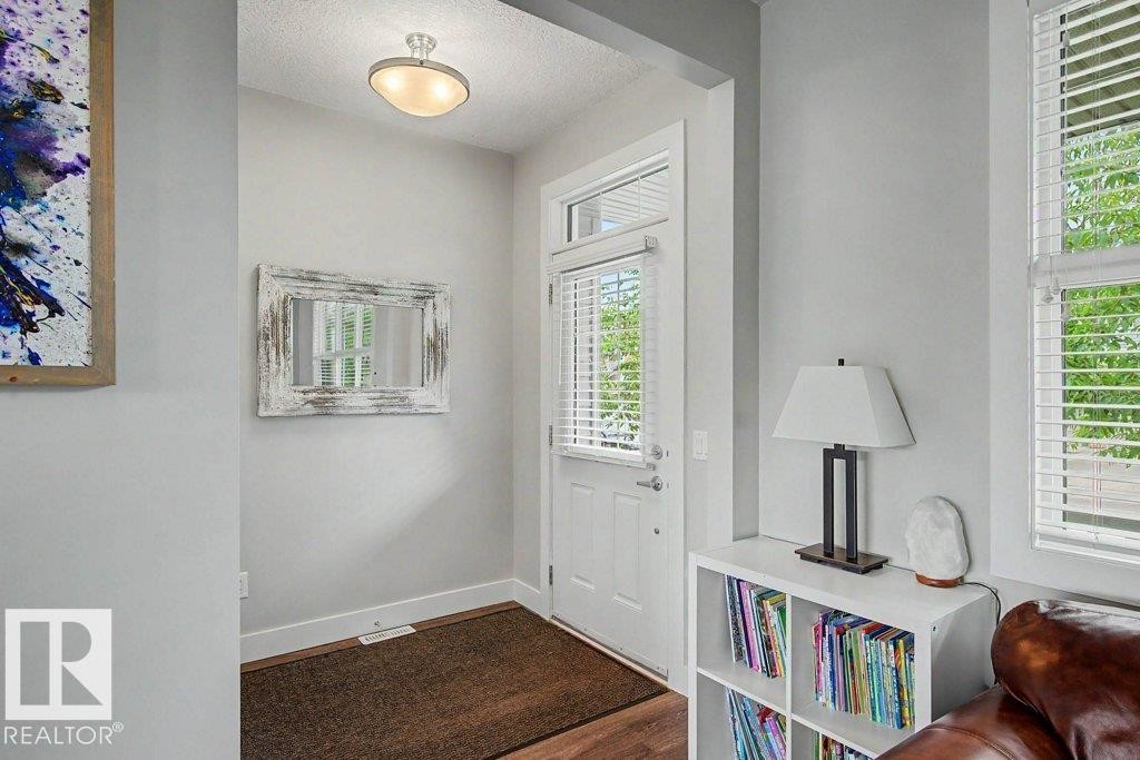 1303 162 Street Sw, Edmonton, AB - Indoor Photo Showing Other Room