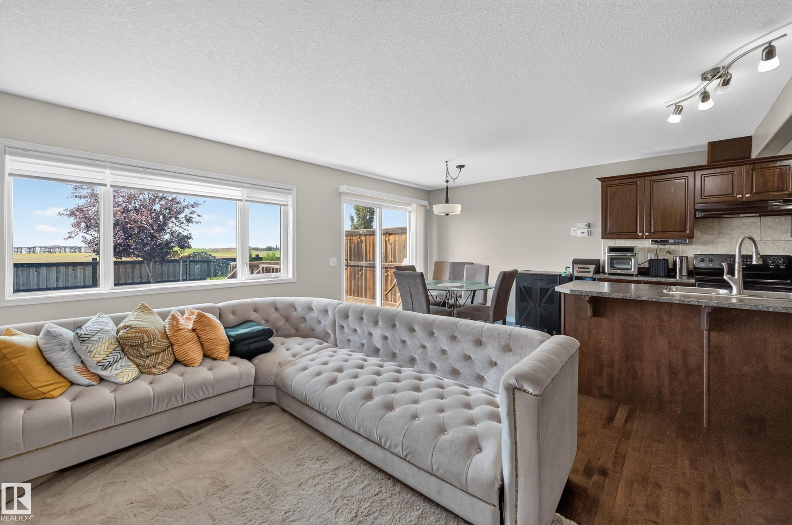 124 Keystone Crescent, Leduc, AB