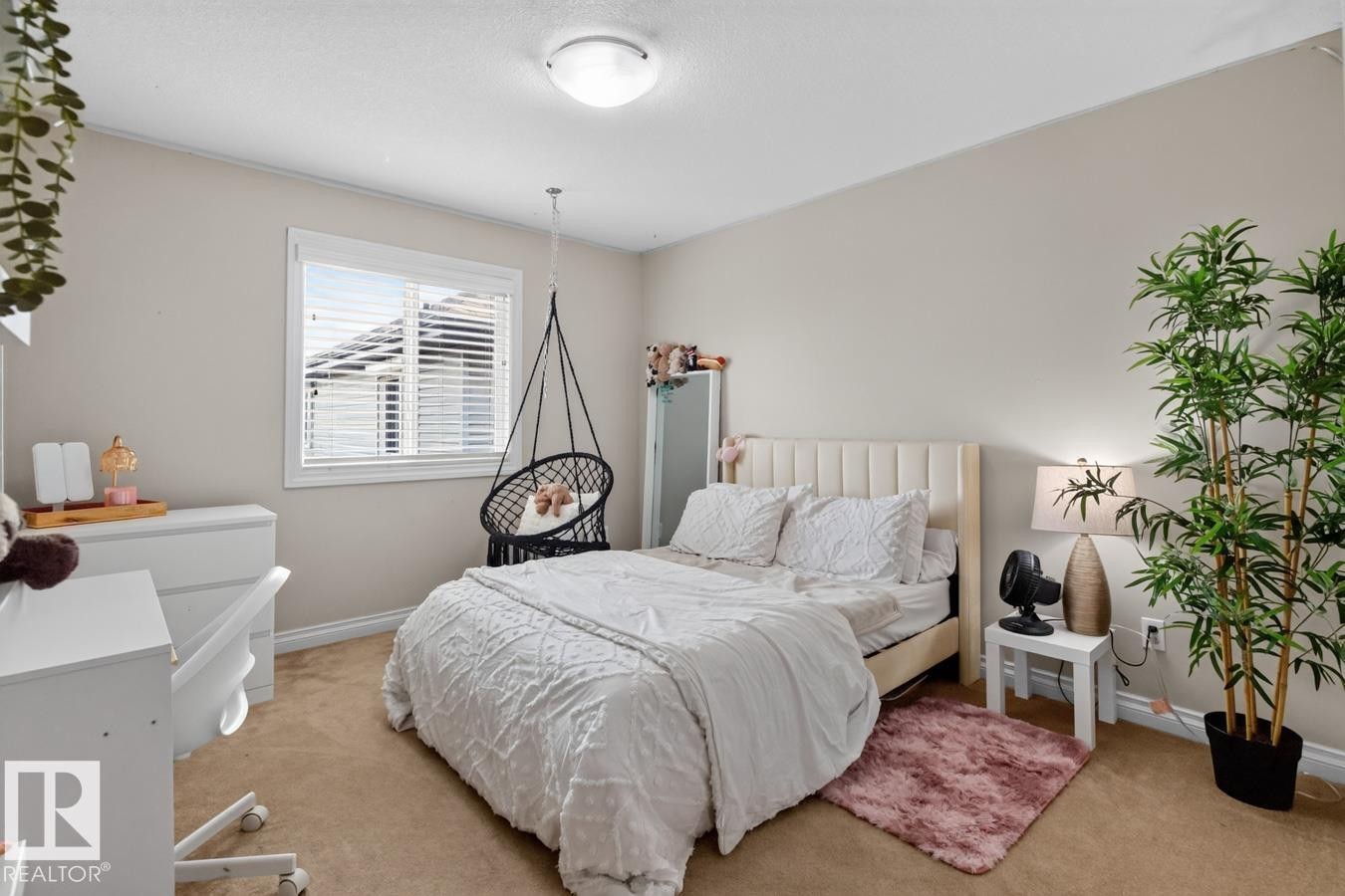 817 Southfork Green, Leduc, AB