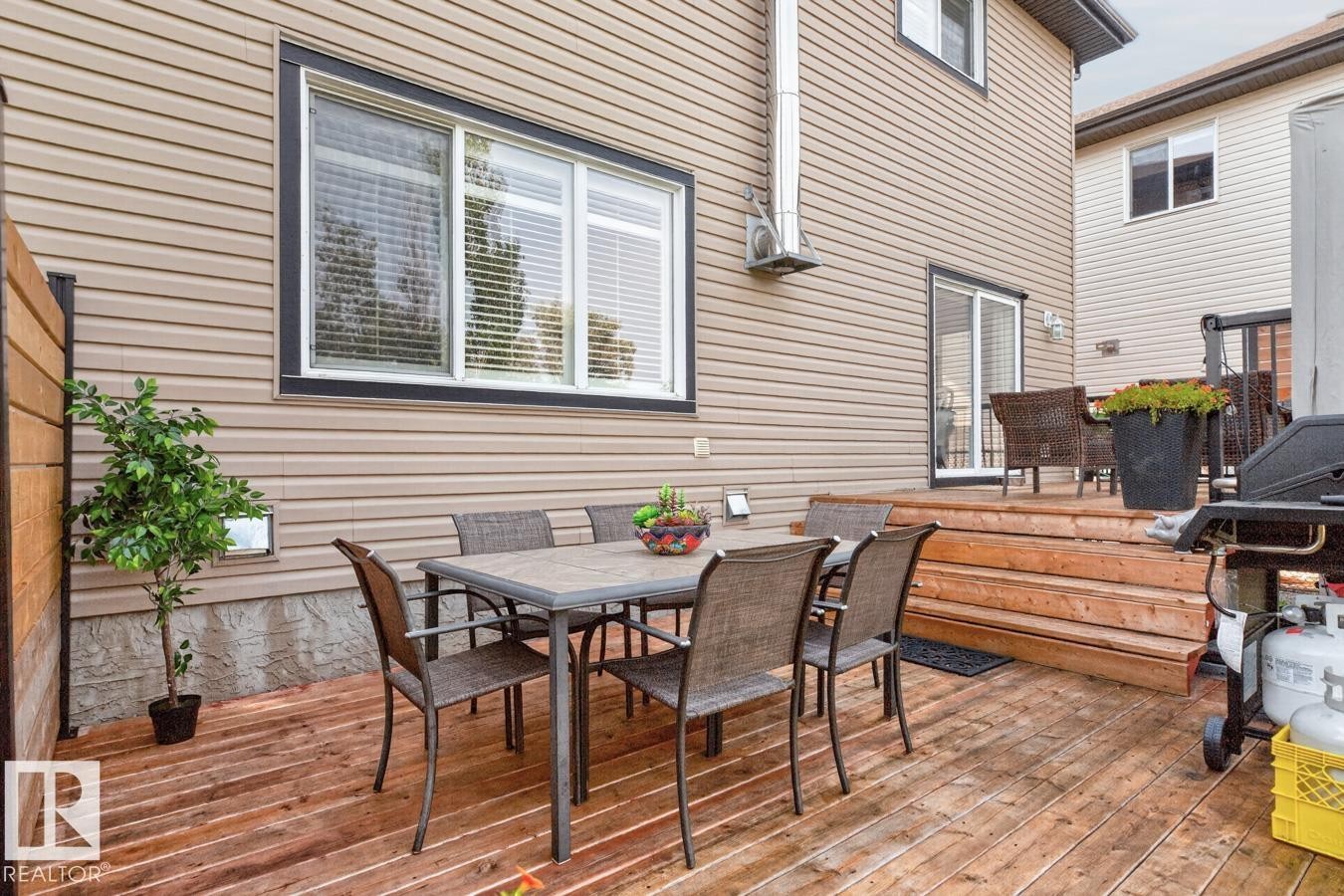 817 Southfork Green, Leduc, AB