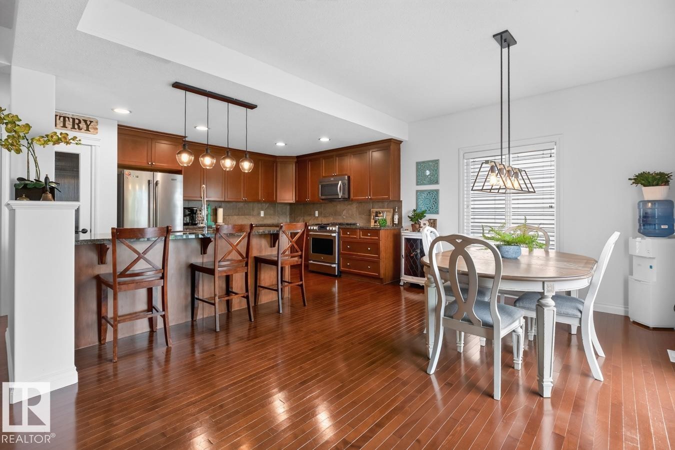 817 Southfork Green, Leduc, AB