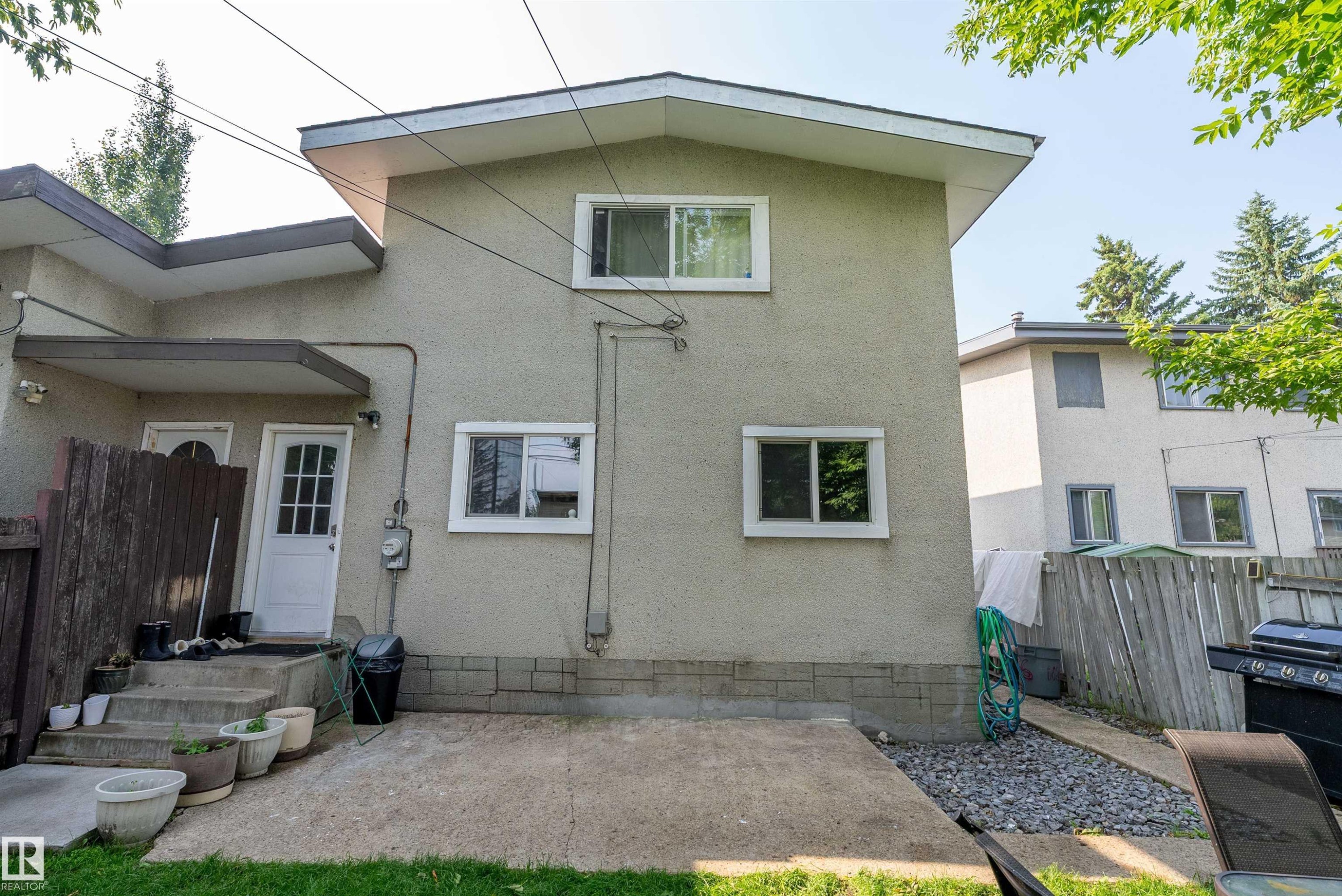 11236 40 Avenue Nw, Edmonton, AB - Outdoor With Exterior
