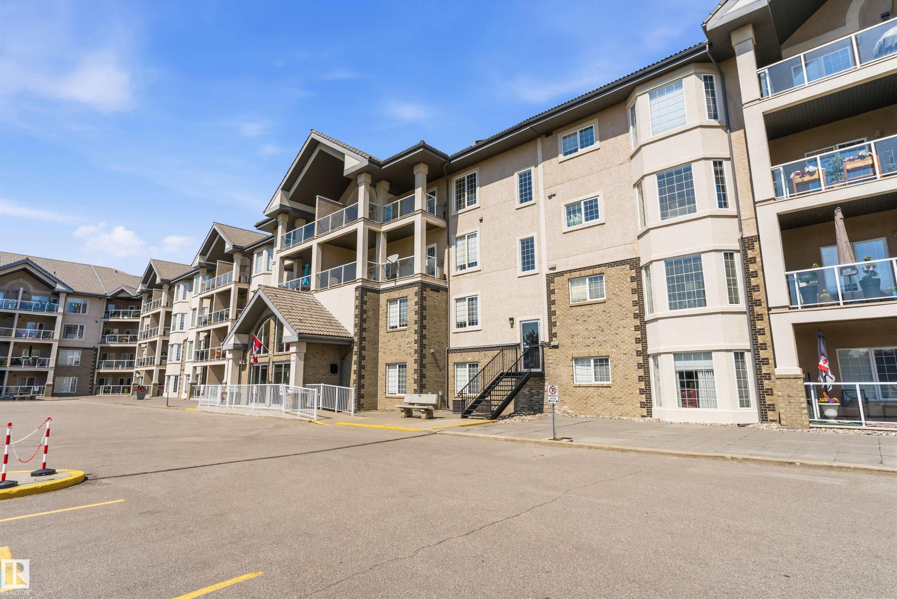 #315 612 111 St Sw, Edmonton, AB - Outdoor With Facade