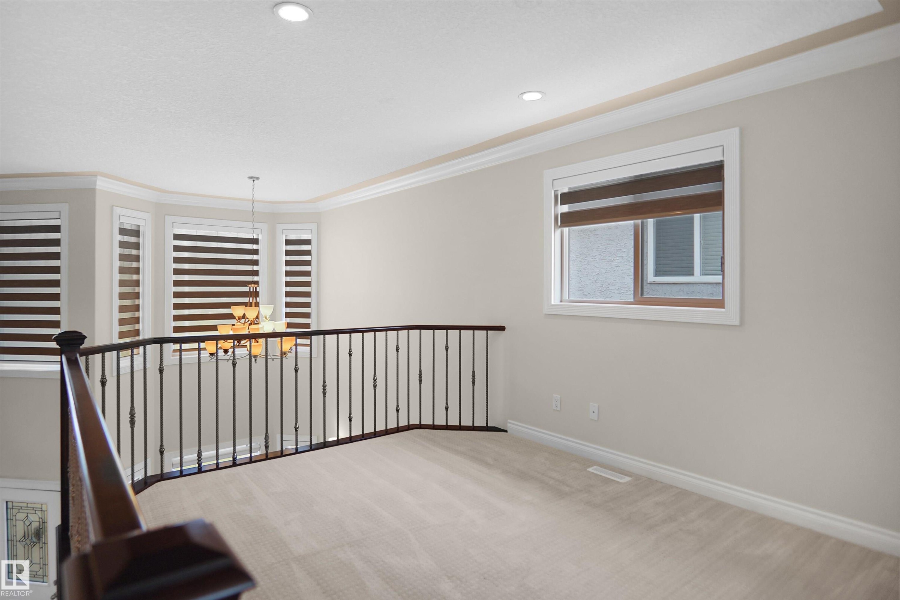 14037 161A Avenue Nw, Edmonton, AB - Indoor Photo Showing Other Room
