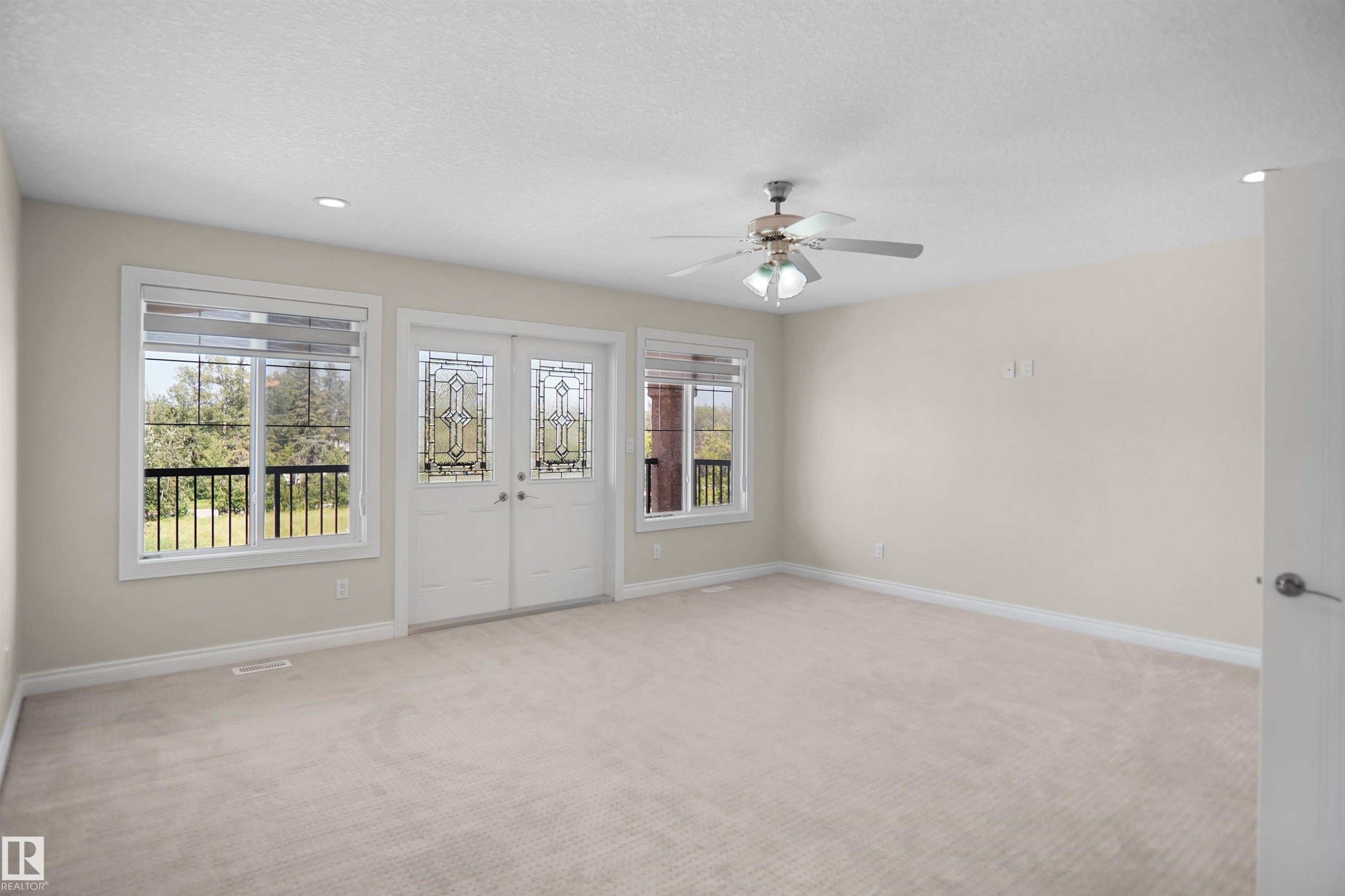 14037 161A Avenue Nw, Edmonton, AB - Indoor Photo Showing Other Room