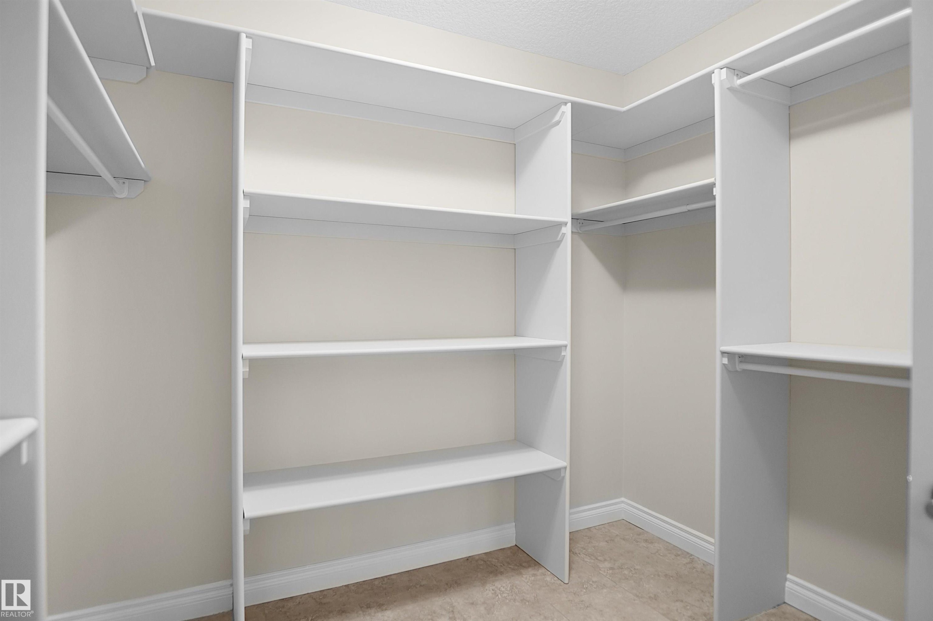 14037 161A Avenue Nw, Edmonton, AB - Indoor With Storage