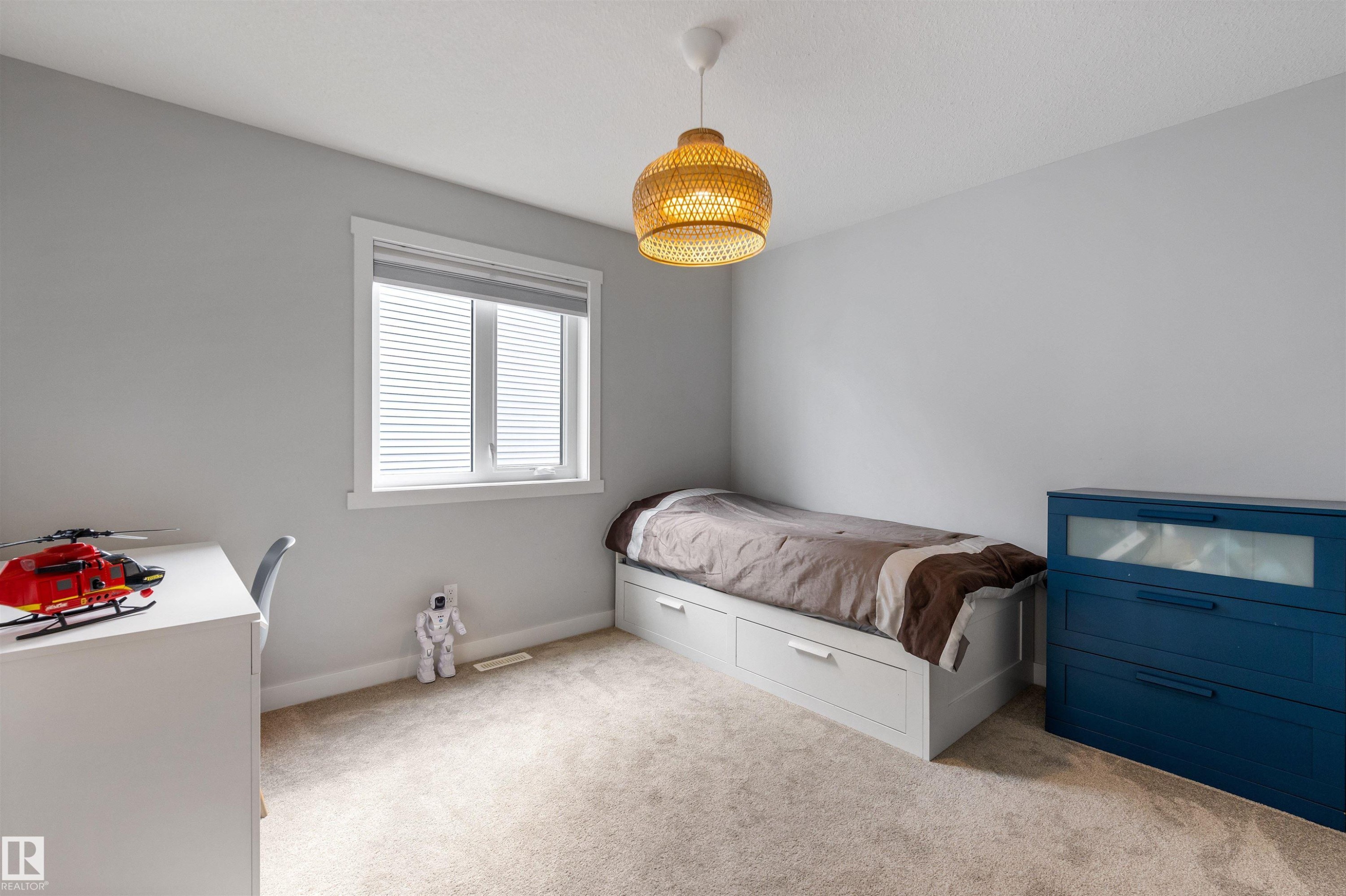 23 Jamison Crescent, St. Albert, AB - Indoor Photo Showing Bedroom
