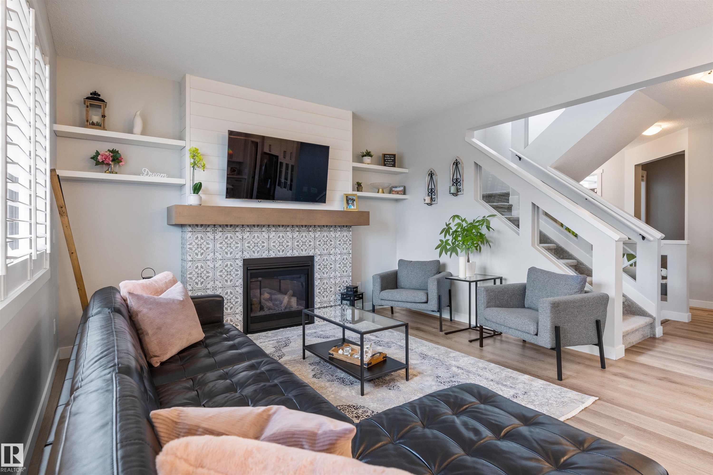 23 Jamison Crescent, St. Albert, AB - Indoor Photo Showing Living Room With Fireplace