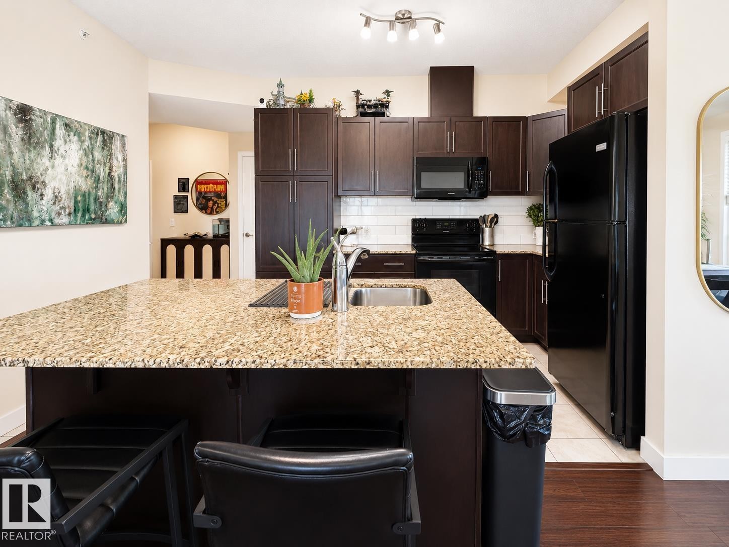 #3403 6 Augustine Cr, Sherwood Park, AB - Indoor Photo Showing Kitchen