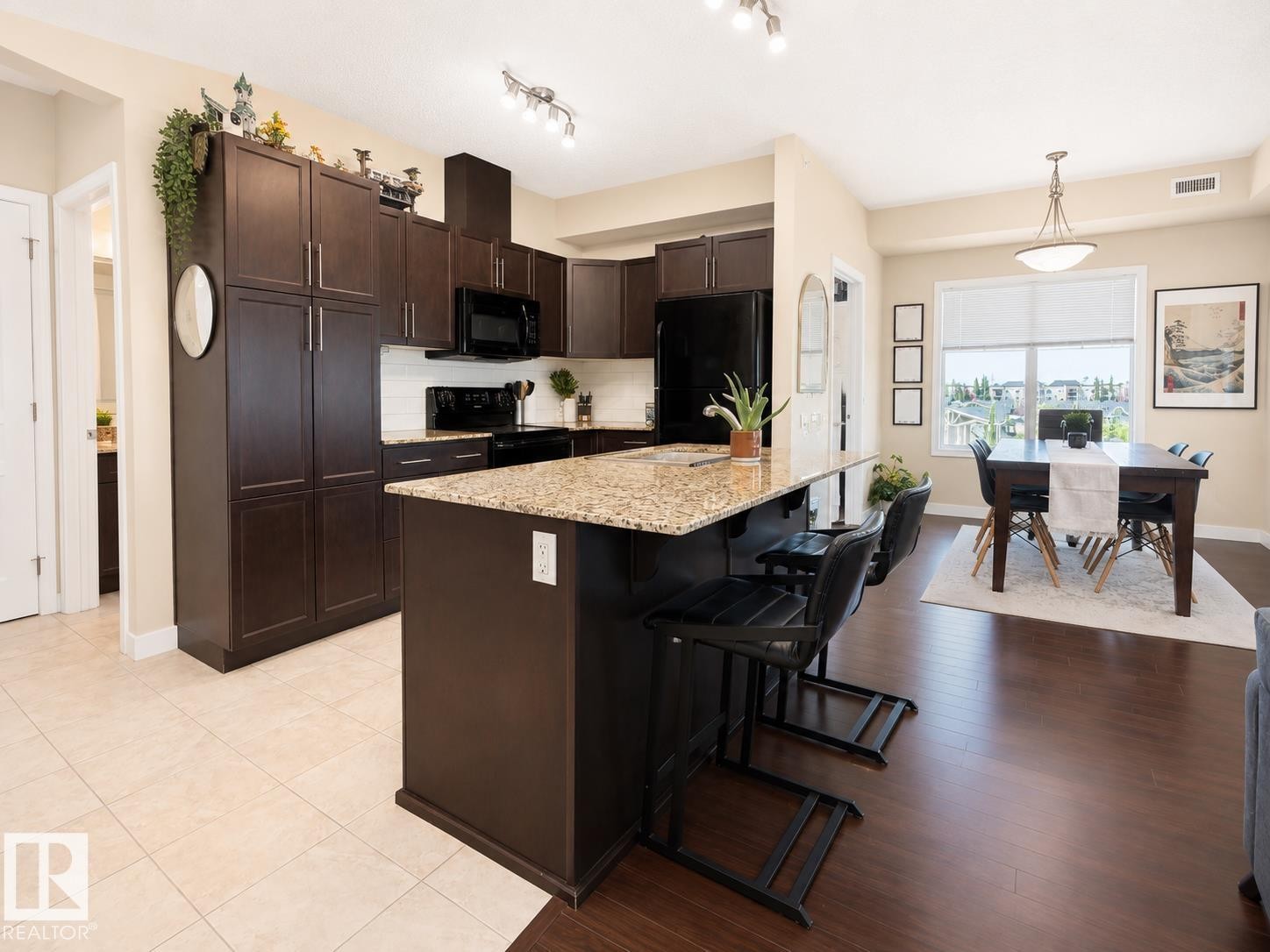 #3403 6 Augustine Cr, Sherwood Park, AB - Indoor Photo Showing Kitchen