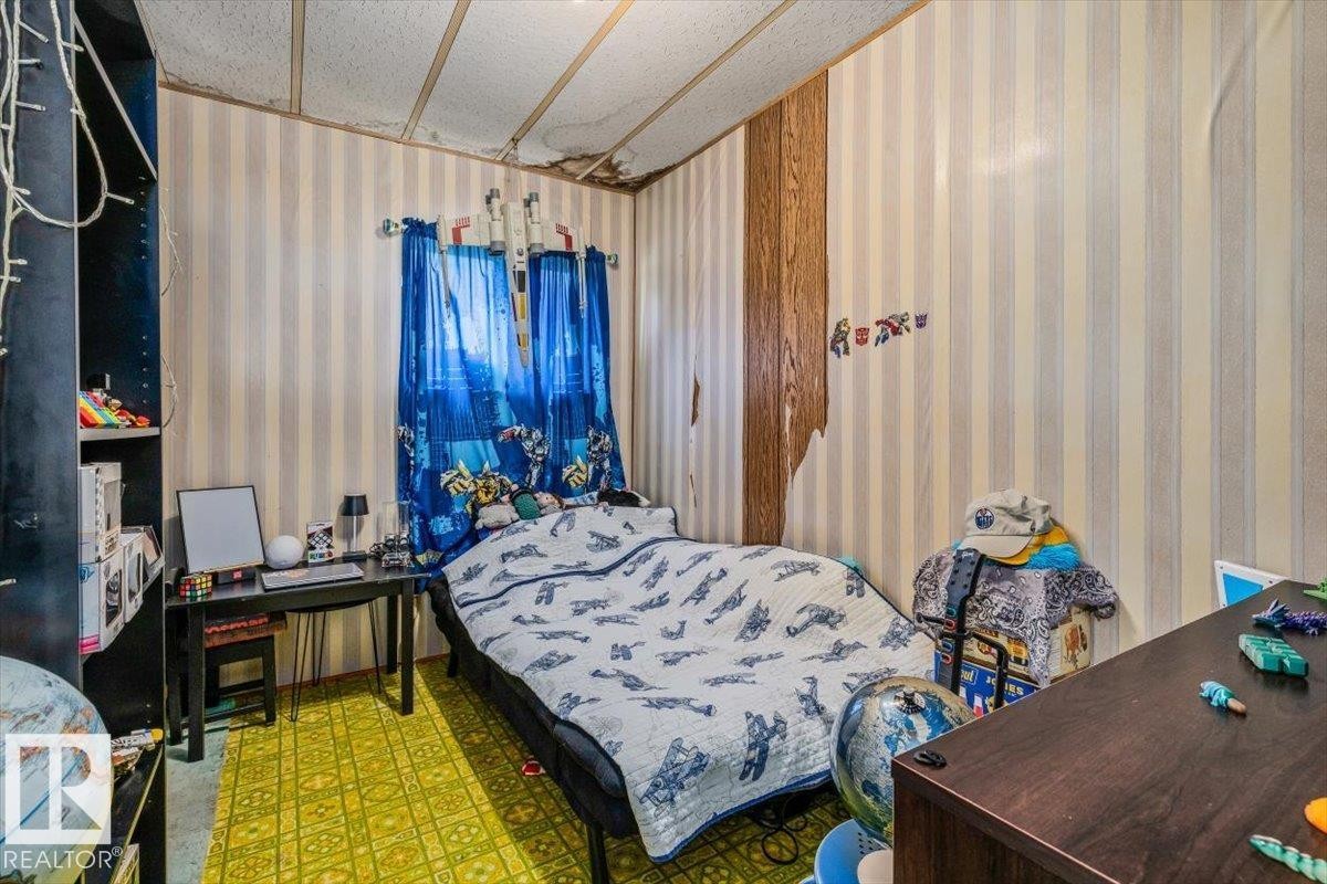 54115 Range Road 270, Rural Sturgeon County, AB - Indoor Photo Showing Bedroom
