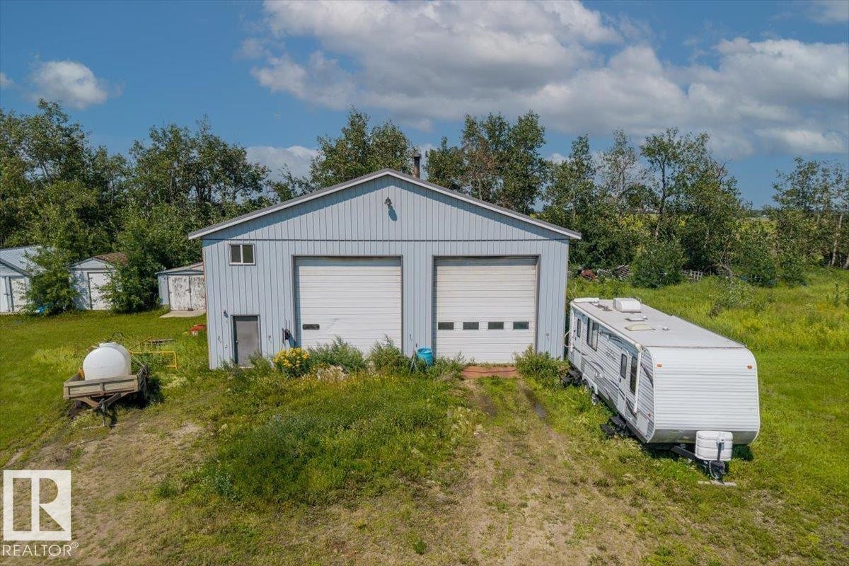 54115 Range Road 270, Rural Sturgeon County, AB - Outdoor