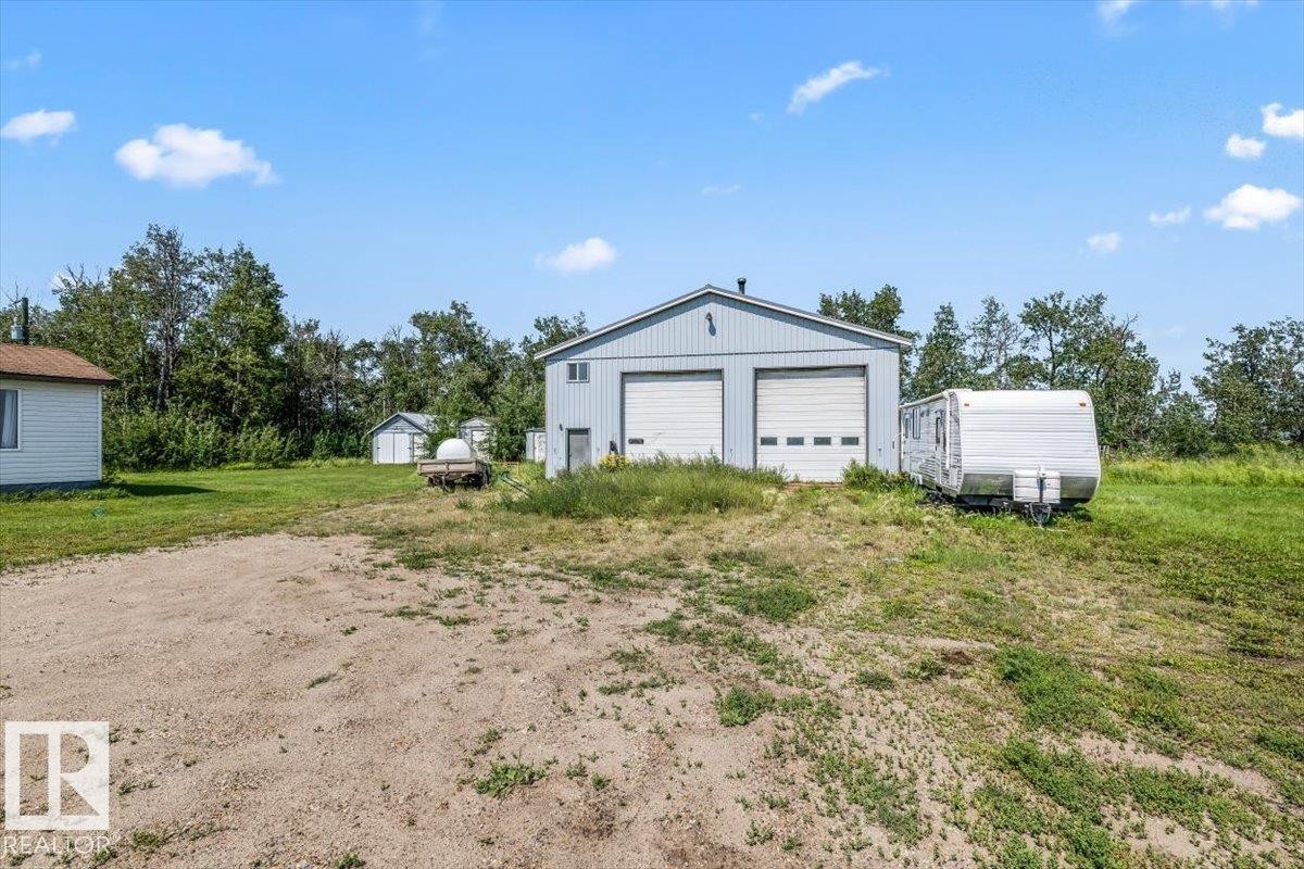 54115 Range Road 270, Rural Sturgeon County, AB - Outdoor