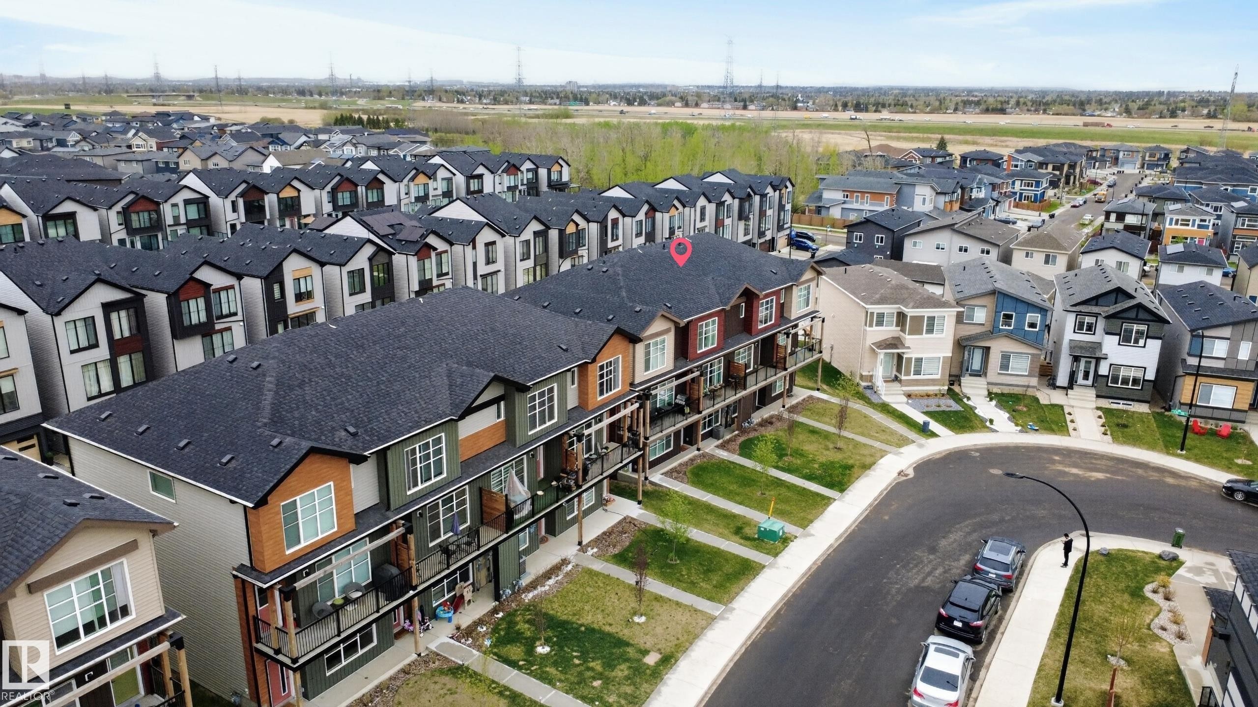 512 37 Street Sw, Edmonton, AB - Outdoor