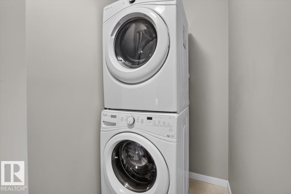 632 42 Avenue Nw, Edmonton, AB - Indoor Photo Showing Laundry Room
