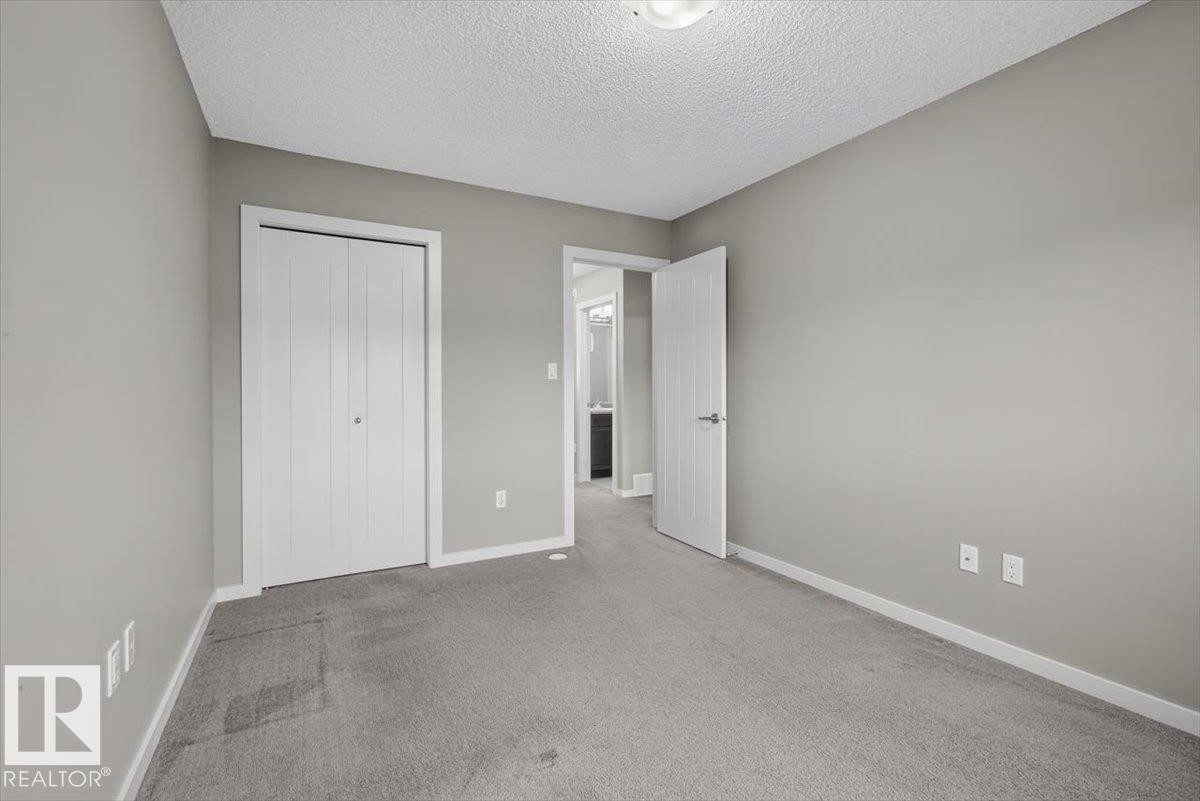 632 42 Avenue Nw, Edmonton, AB - Indoor Photo Showing Other Room