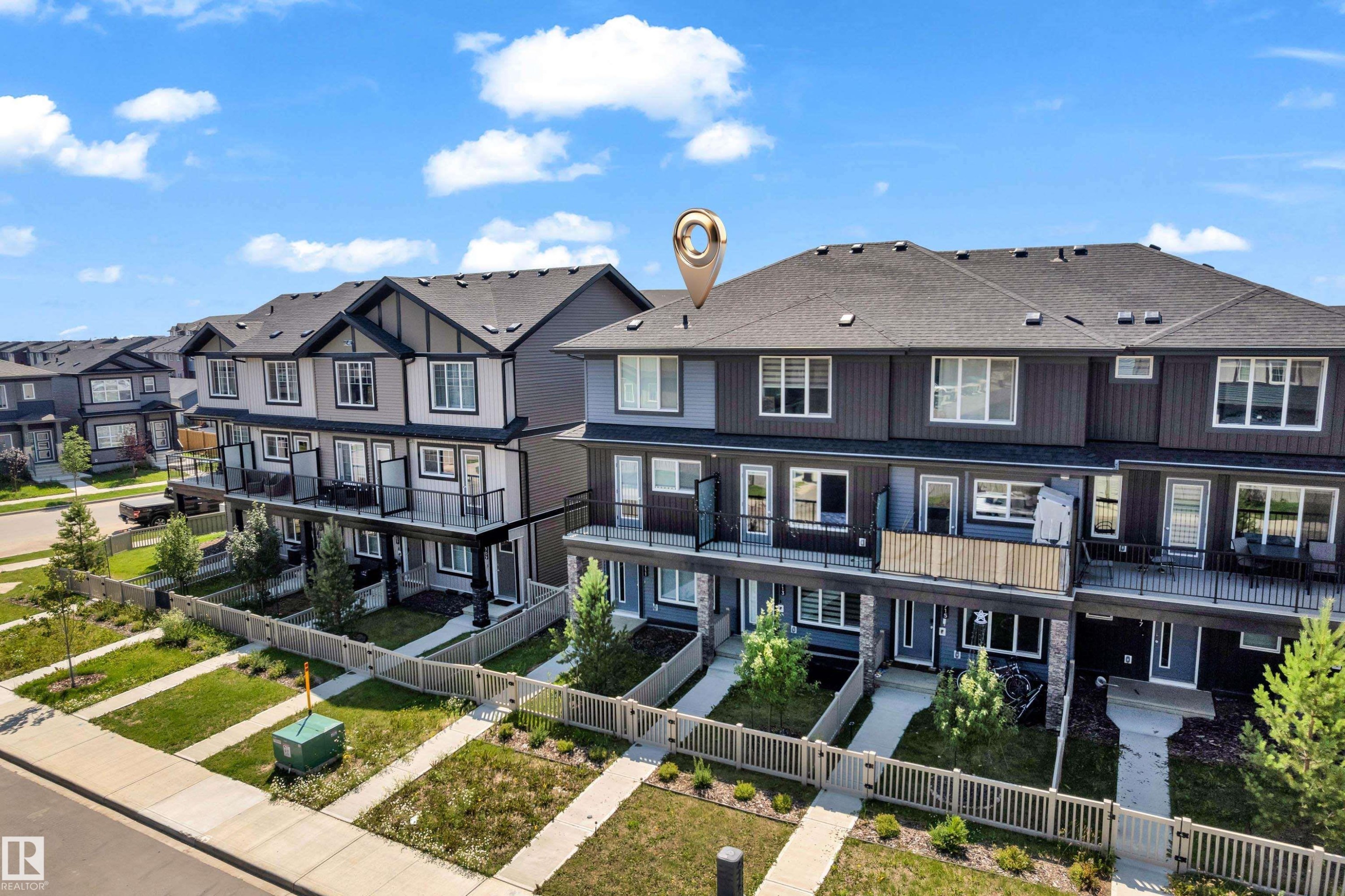 22711 84 Avenue Nw, Edmonton, AB - Outdoor With Balcony