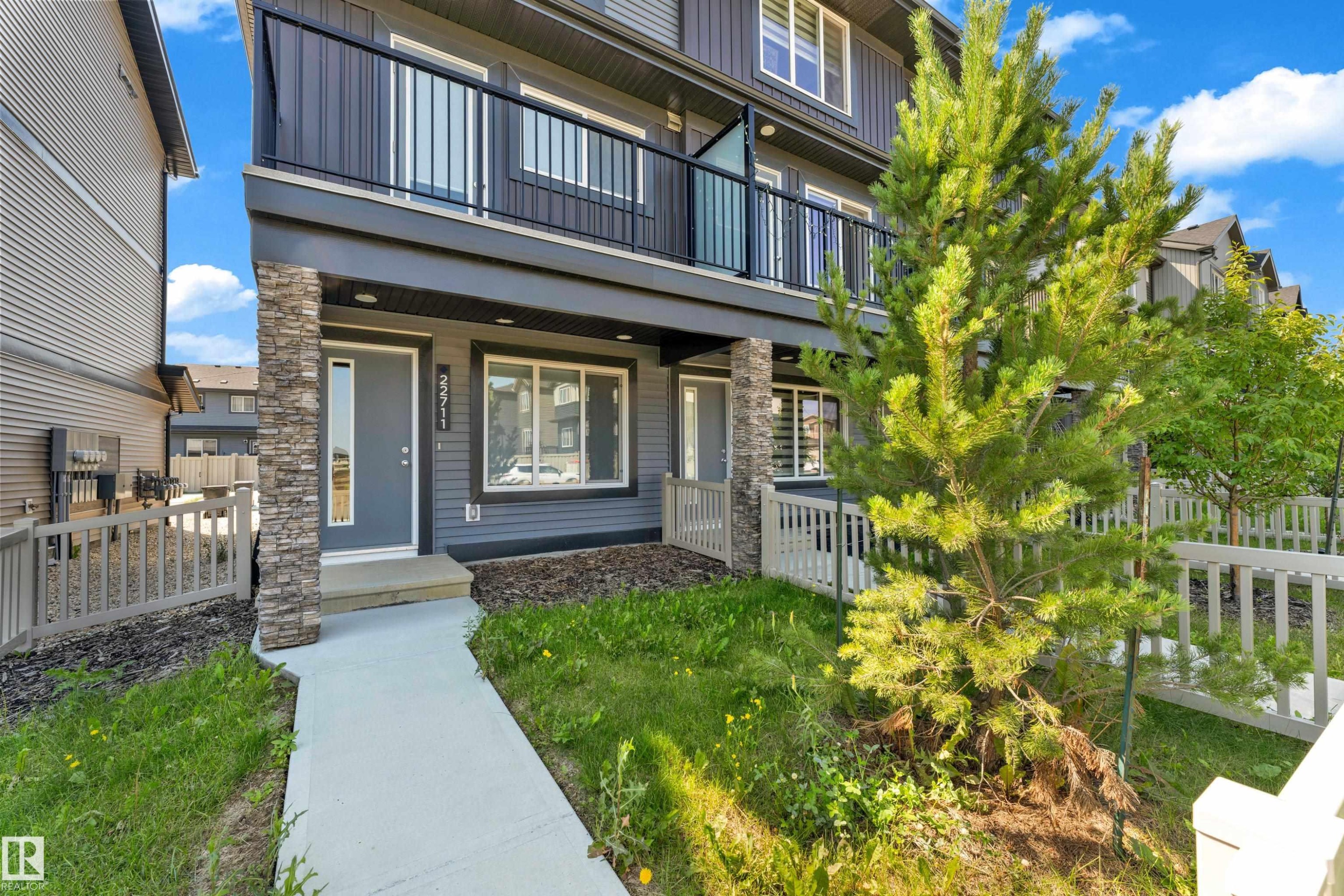 22711 84 Avenue Nw, Edmonton, AB - Outdoor With Balcony