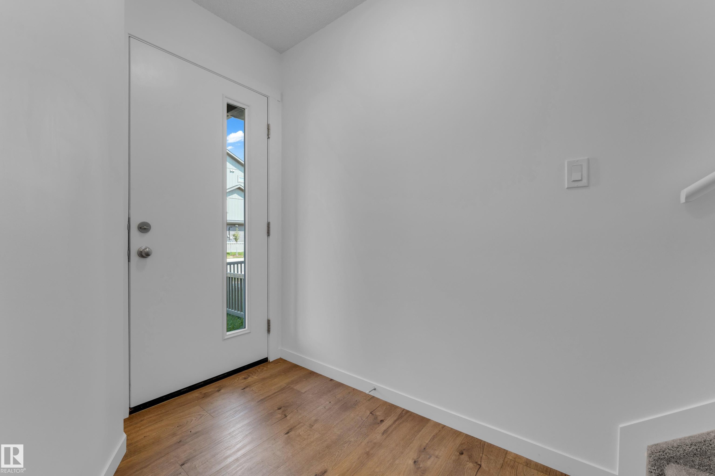 22711 84 Avenue Nw, Edmonton, AB - Indoor Photo Showing Other Room
