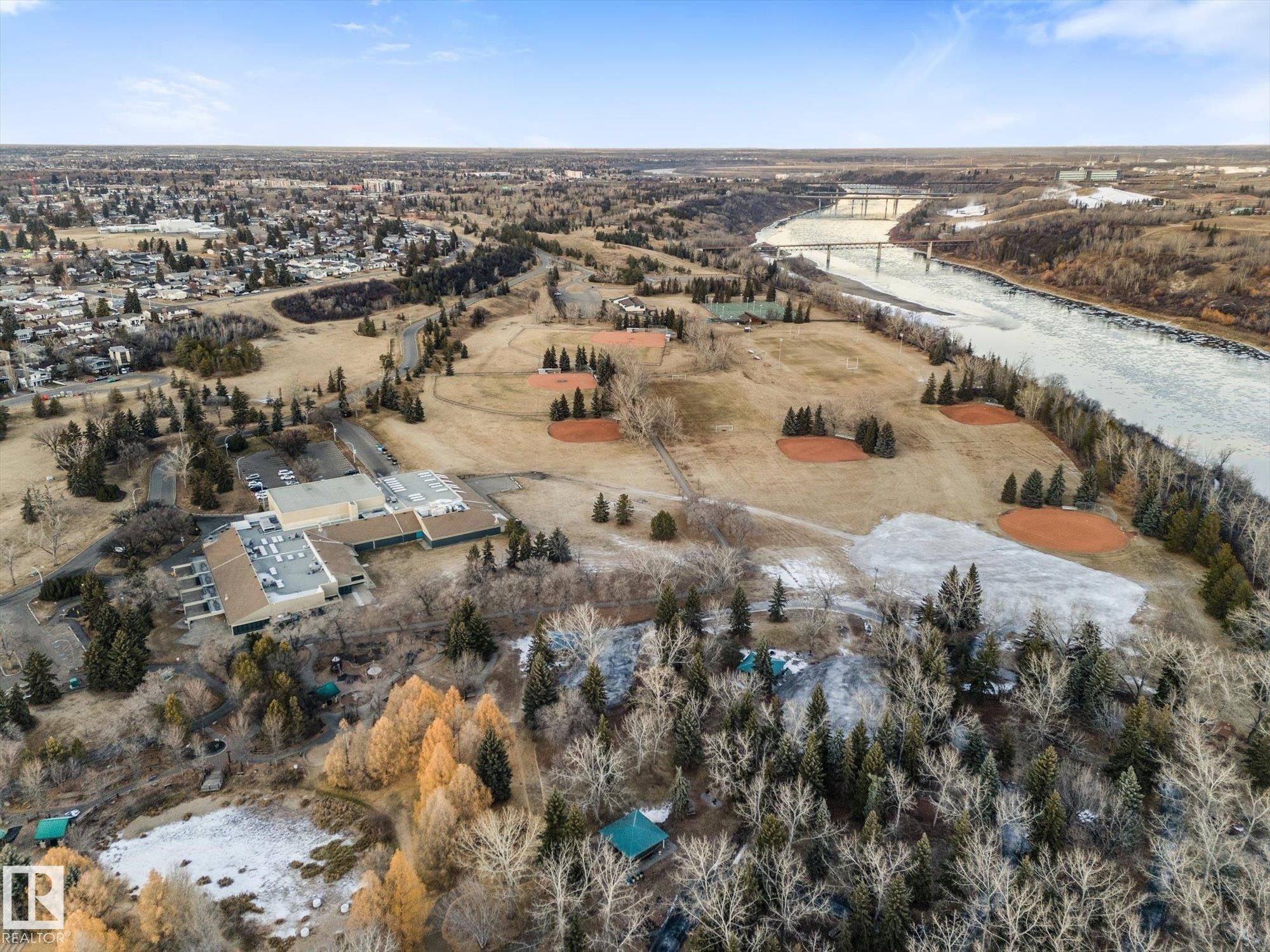 #165 3308 113 Av Nw, Edmonton, AB - Outdoor With View