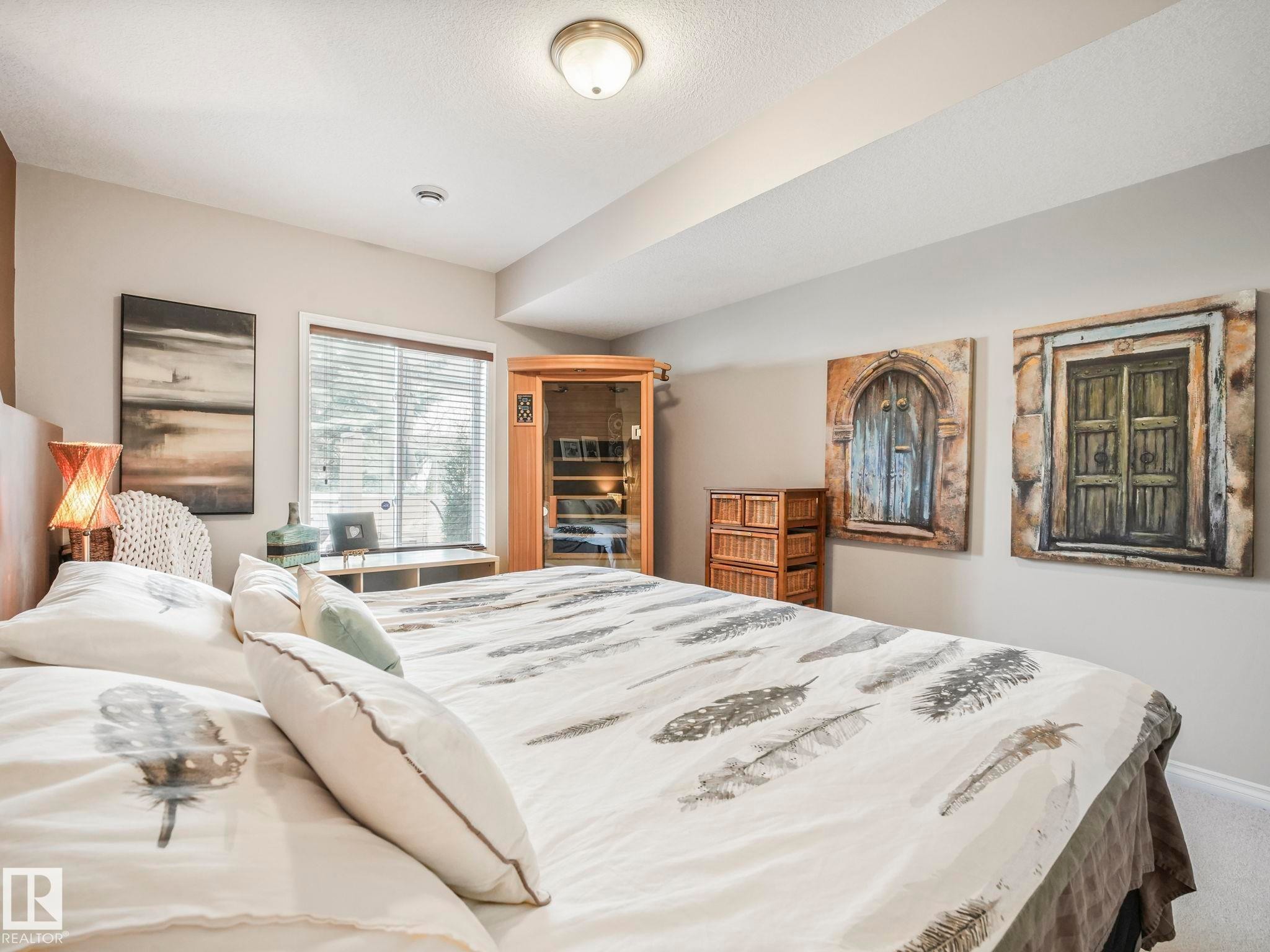 51 Kendall Crescent, St. Albert, AB - Indoor Photo Showing Bedroom