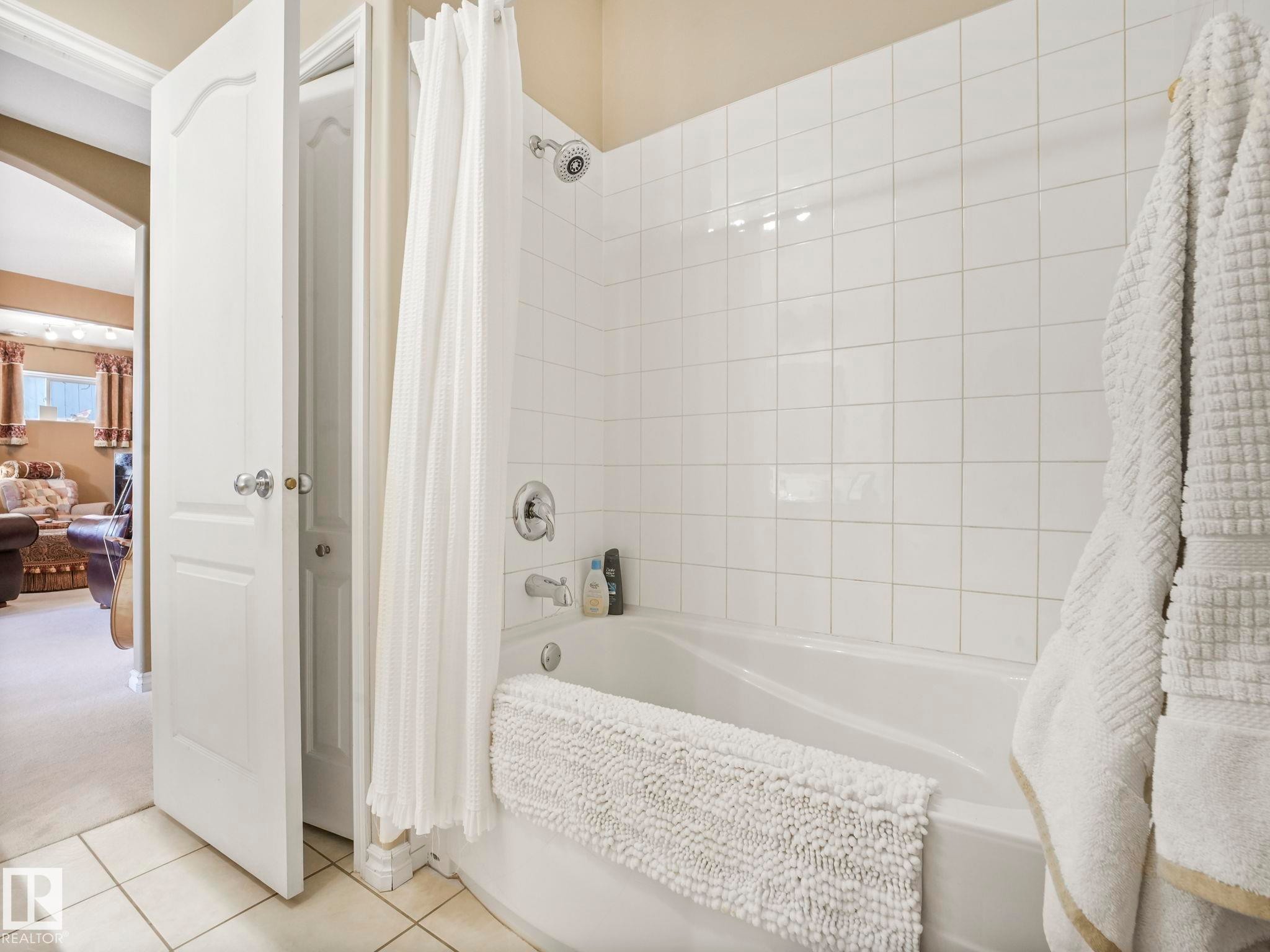 51 Kendall Crescent, St. Albert, AB - Indoor Photo Showing Bathroom