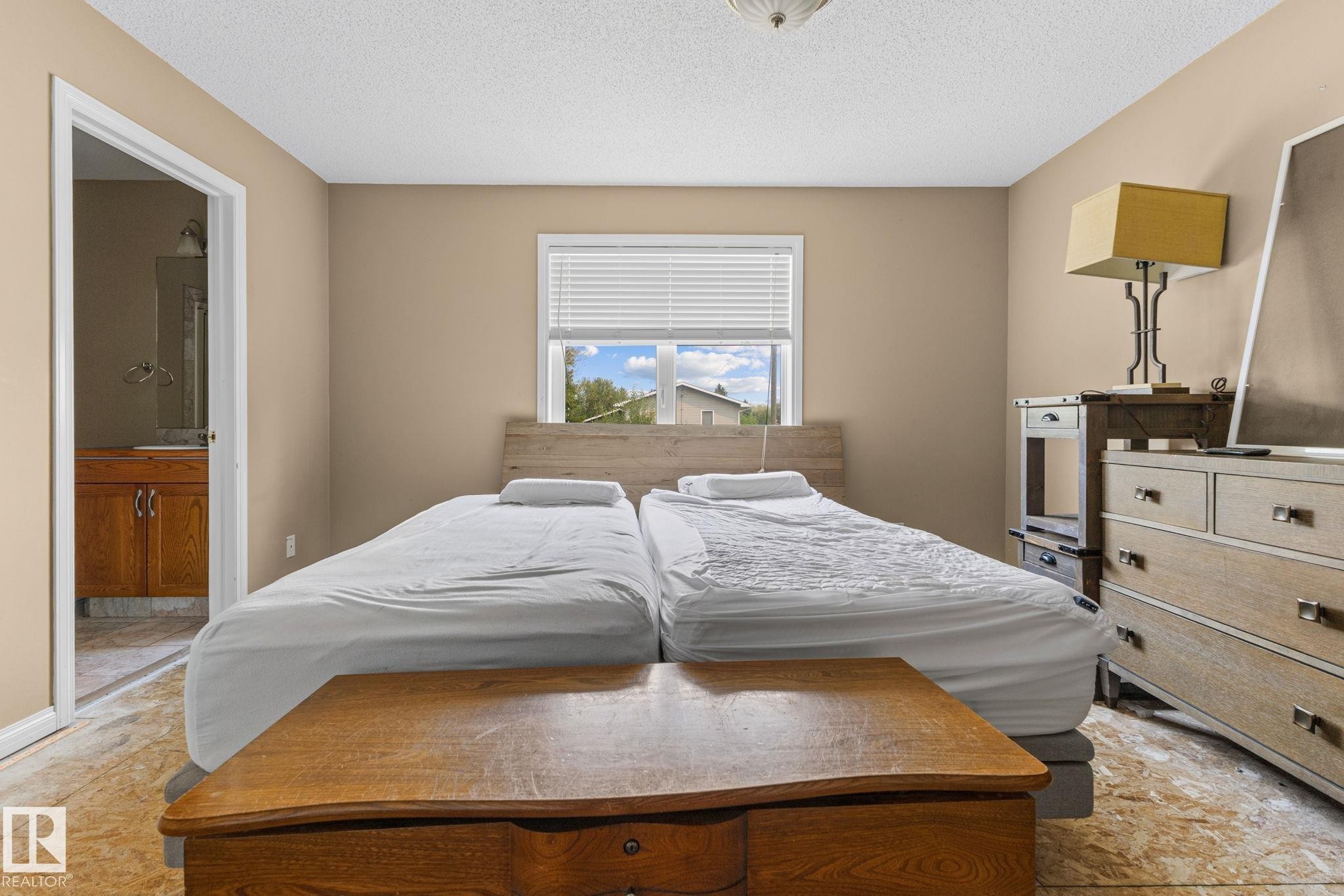 4712 48 Street, Onoway, AB - Indoor Photo Showing Bedroom