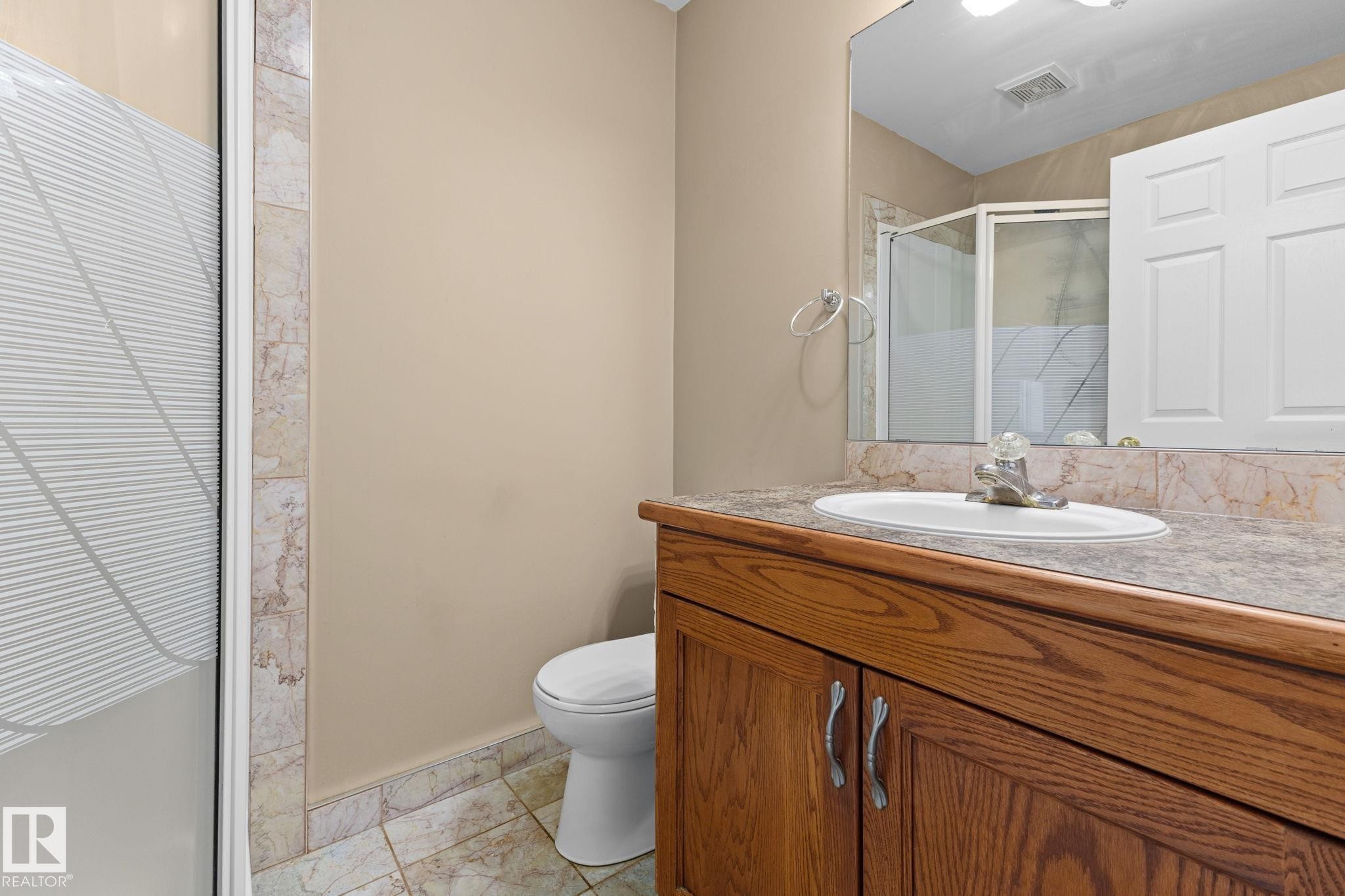 4712 48 Street, Onoway, AB - Indoor Photo Showing Bathroom