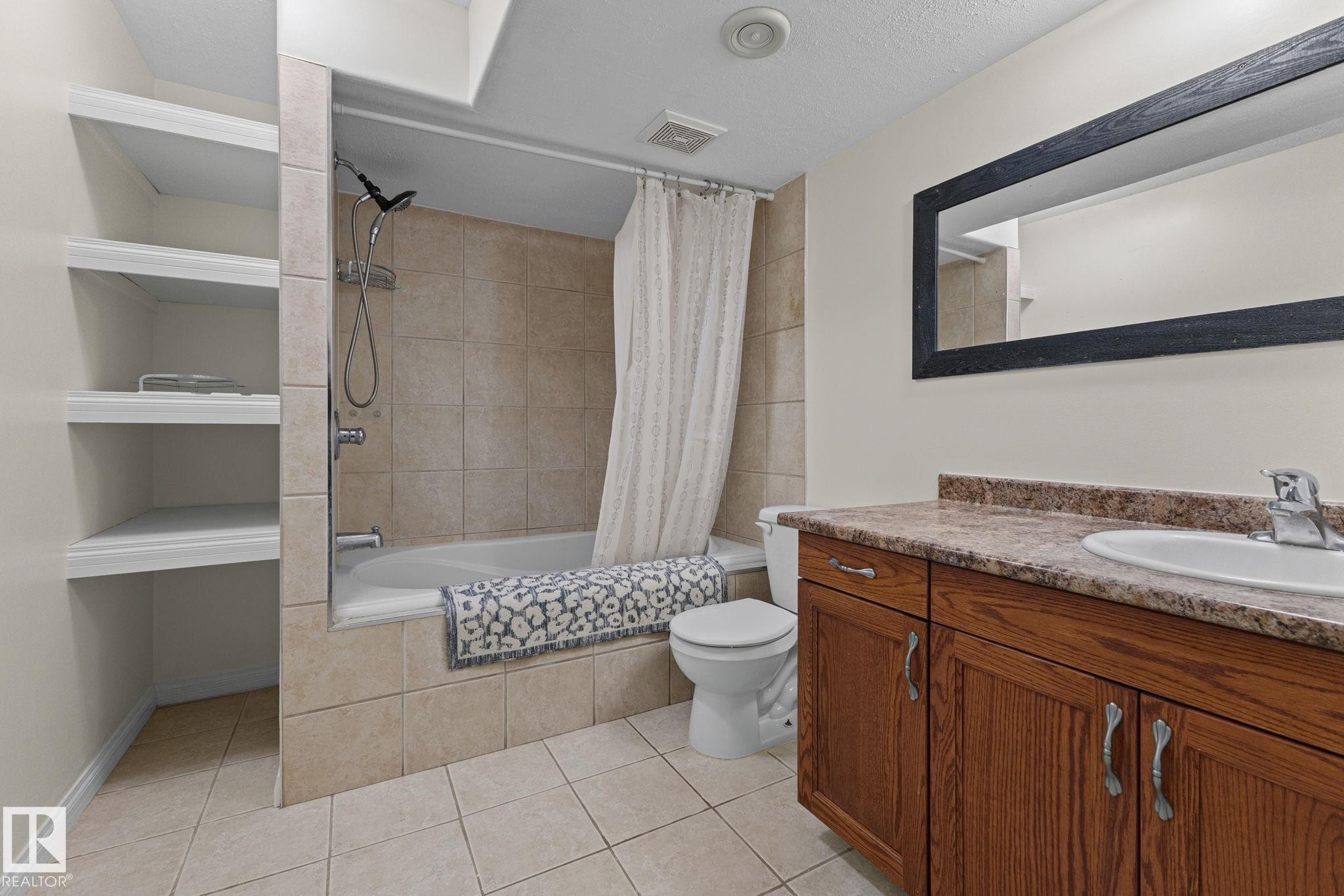 4712 48 Street, Onoway, AB - Indoor Photo Showing Bathroom