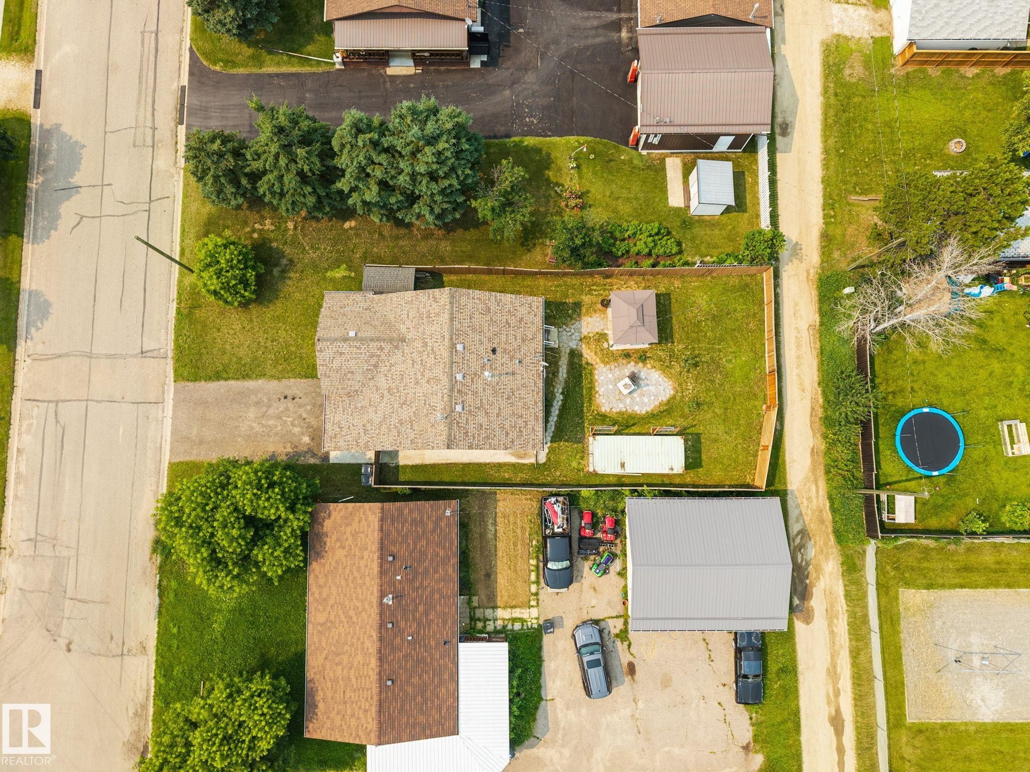 4712 48 Street, Onoway, AB - Outdoor