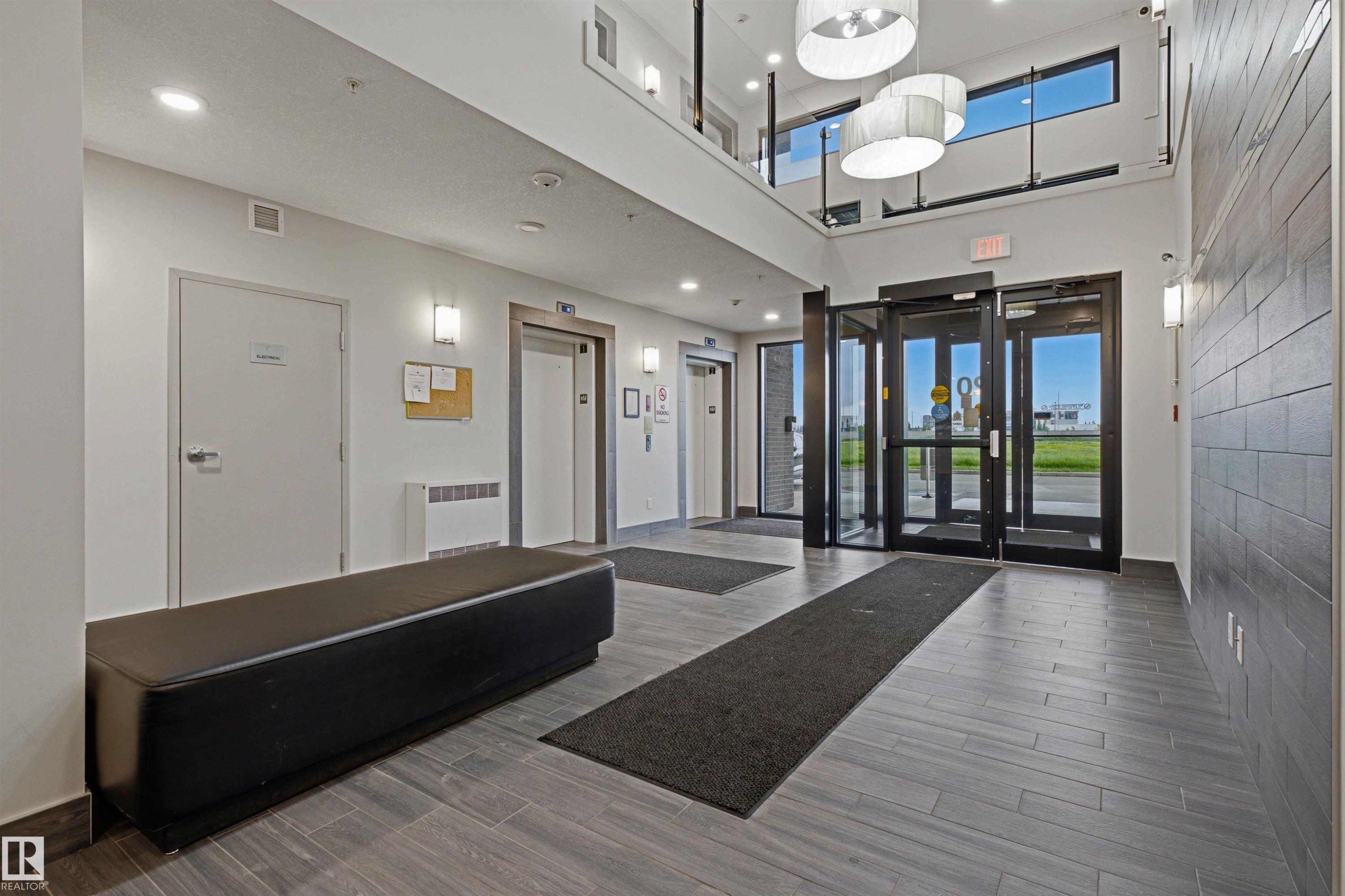 #120 320 Ambleside Link Li Sw, Edmonton, AB - Indoor Photo Showing Other Room