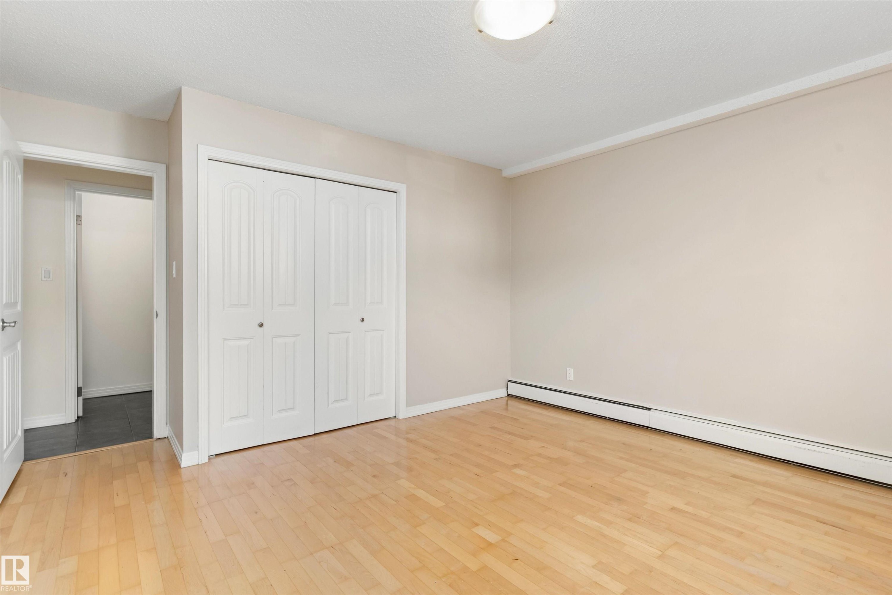 #102 10720 84 Av Nw, Edmonton, AB - Indoor Photo Showing Other Room