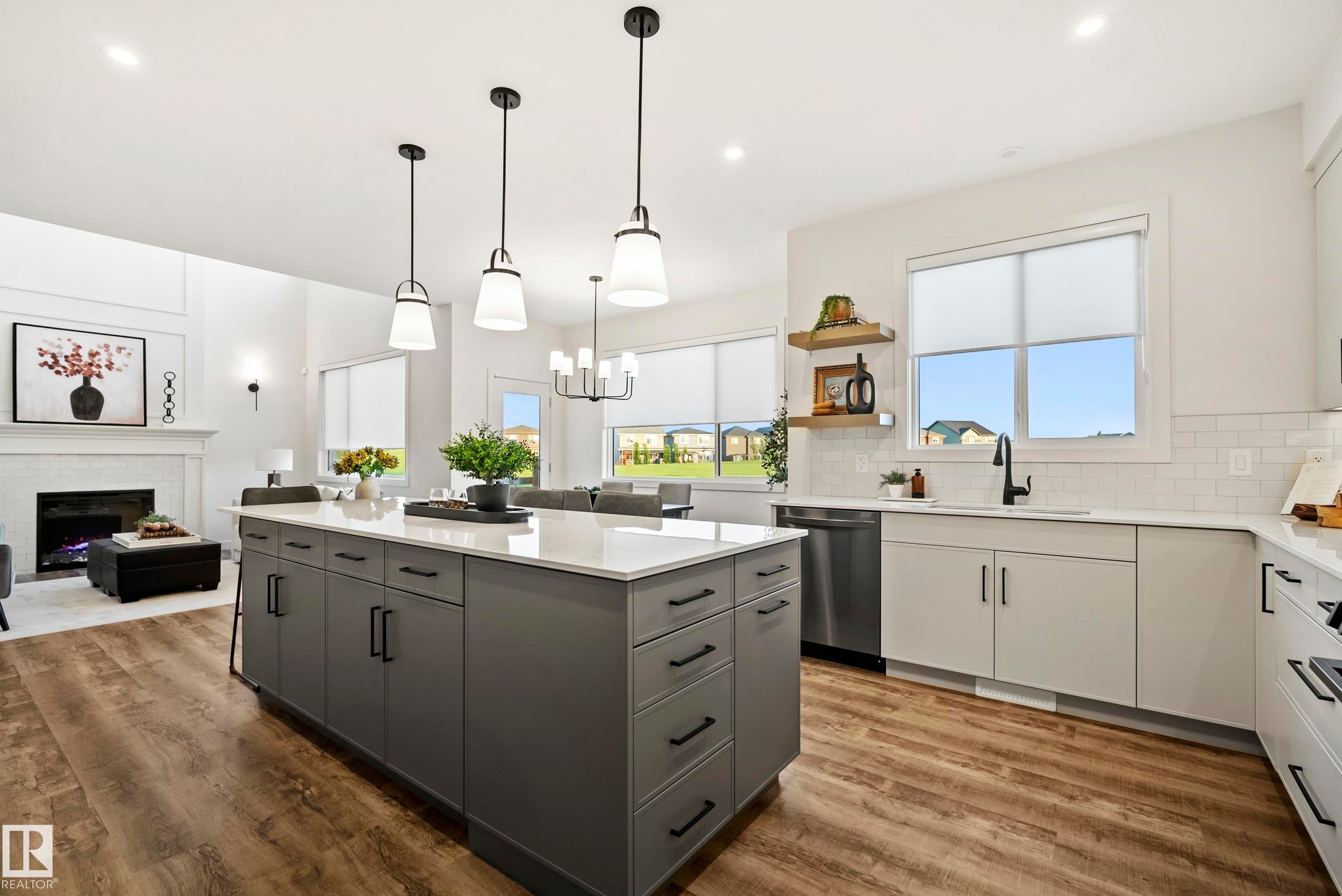 31 Prescott Close, Spruce Grove, AB - Indoor Photo Showing Kitchen With Upgraded Kitchen