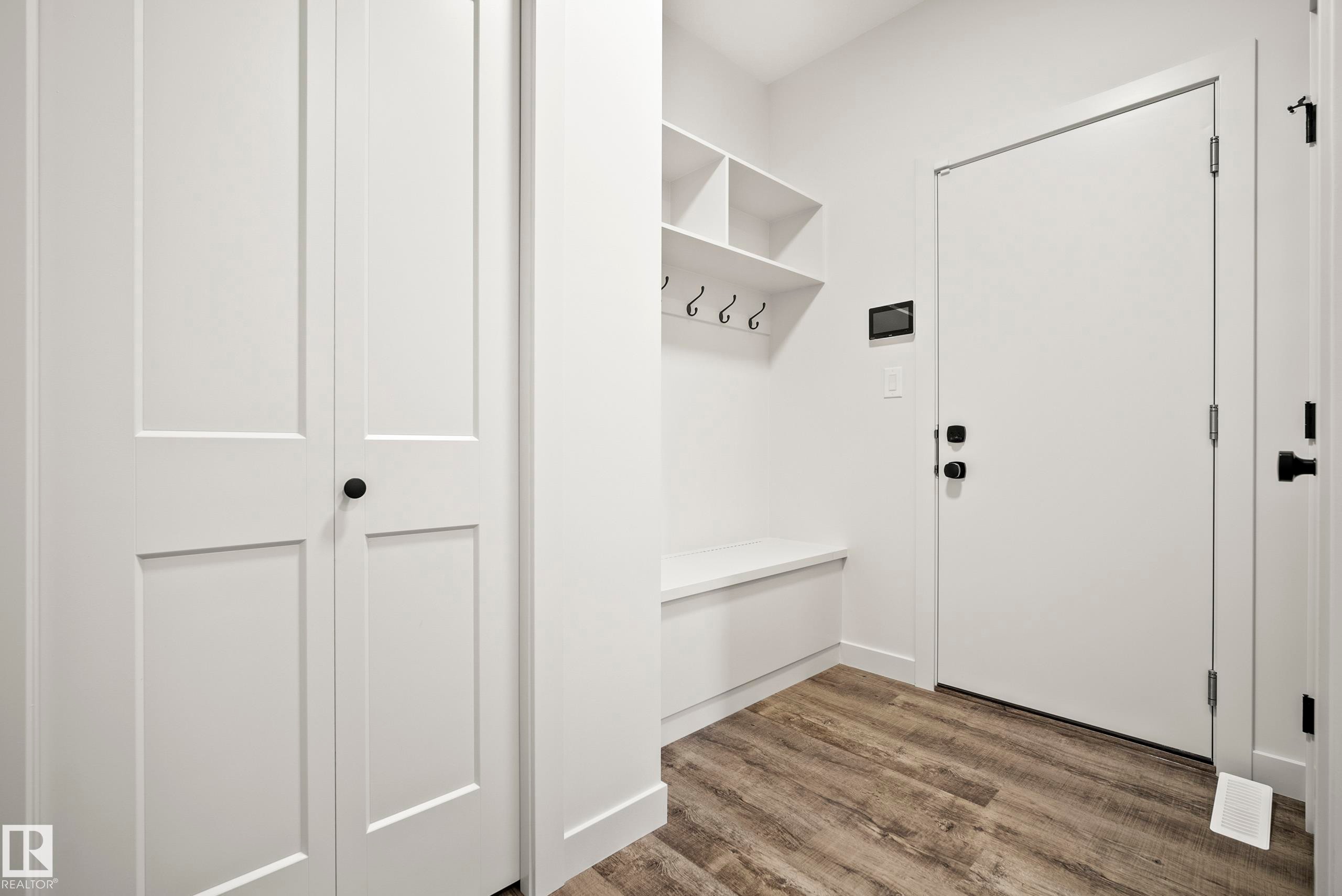 31 Prescott Close, Spruce Grove, AB - Indoor Photo Showing Other Room